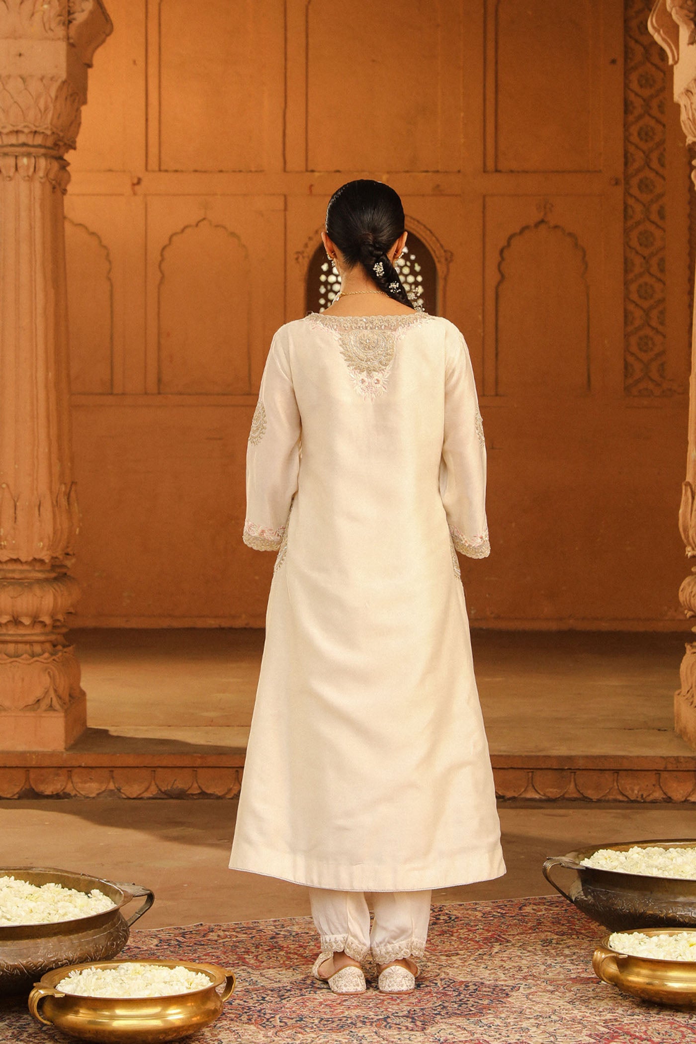 Hanna Khan In Akira Daisy Ivory Long Choga with Salwar