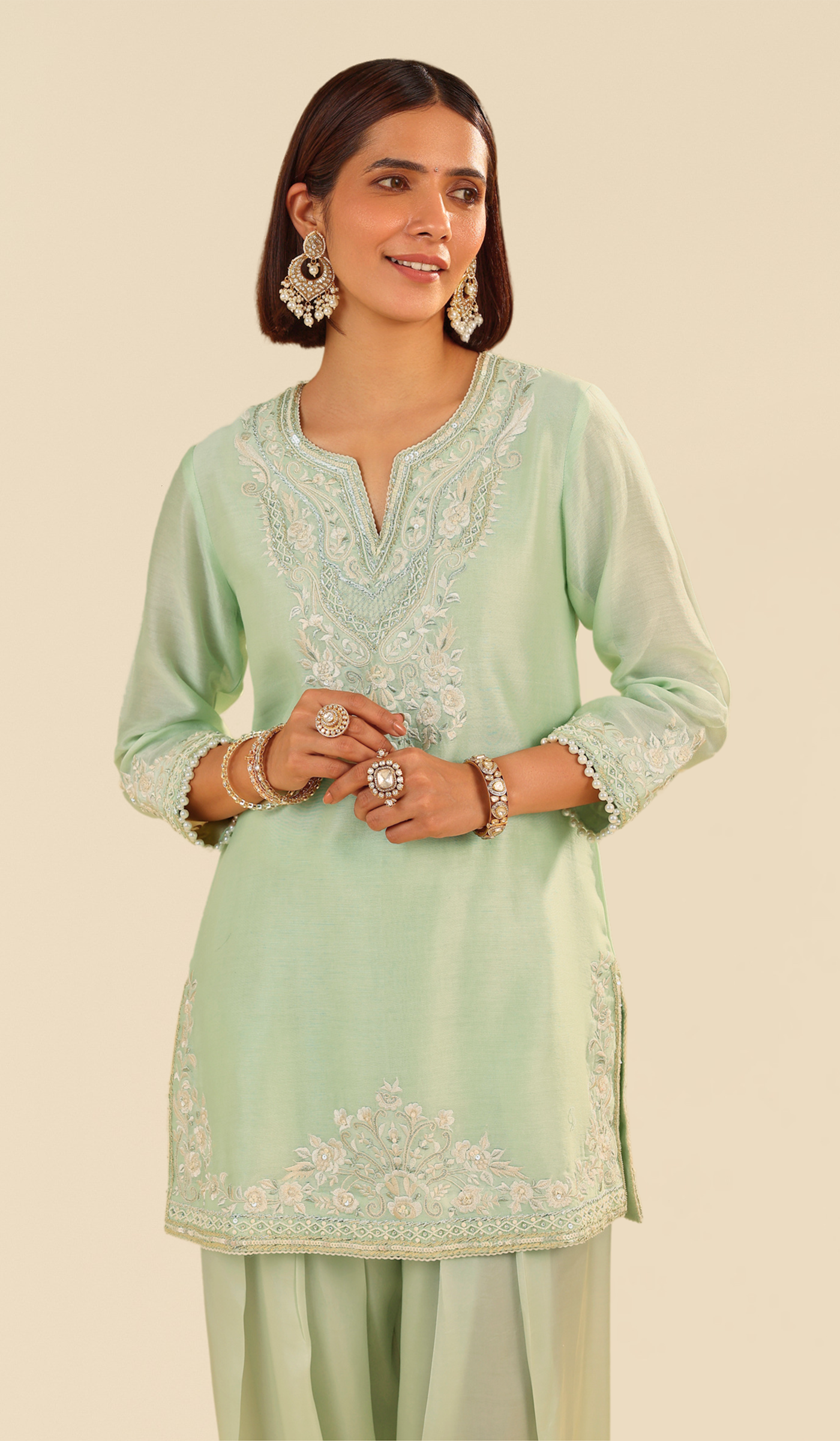 Haniya - Short Kurta With Salwar