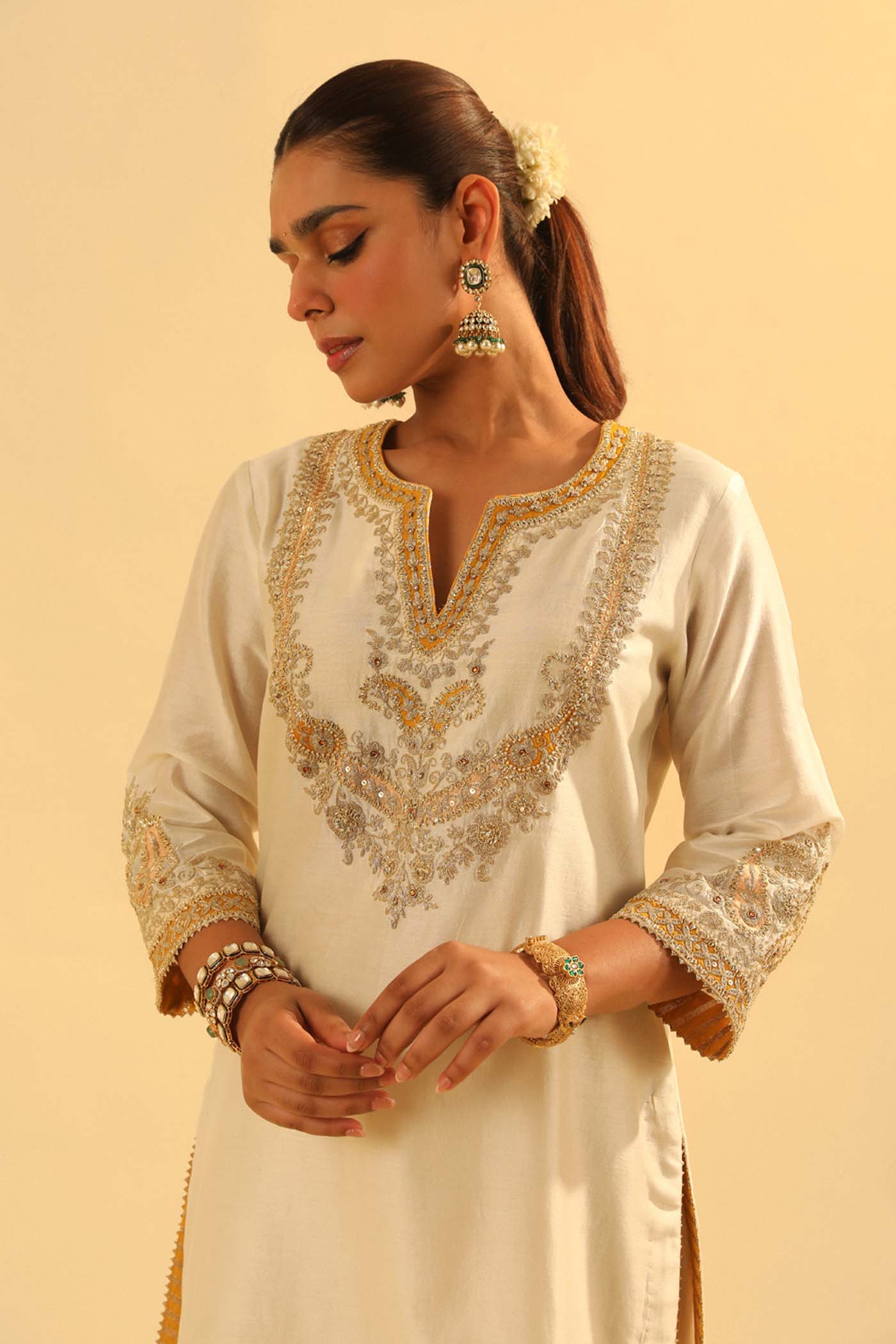 Aashna - Dailsy Ivory Short Kurta with Dhoti (Lxrts)