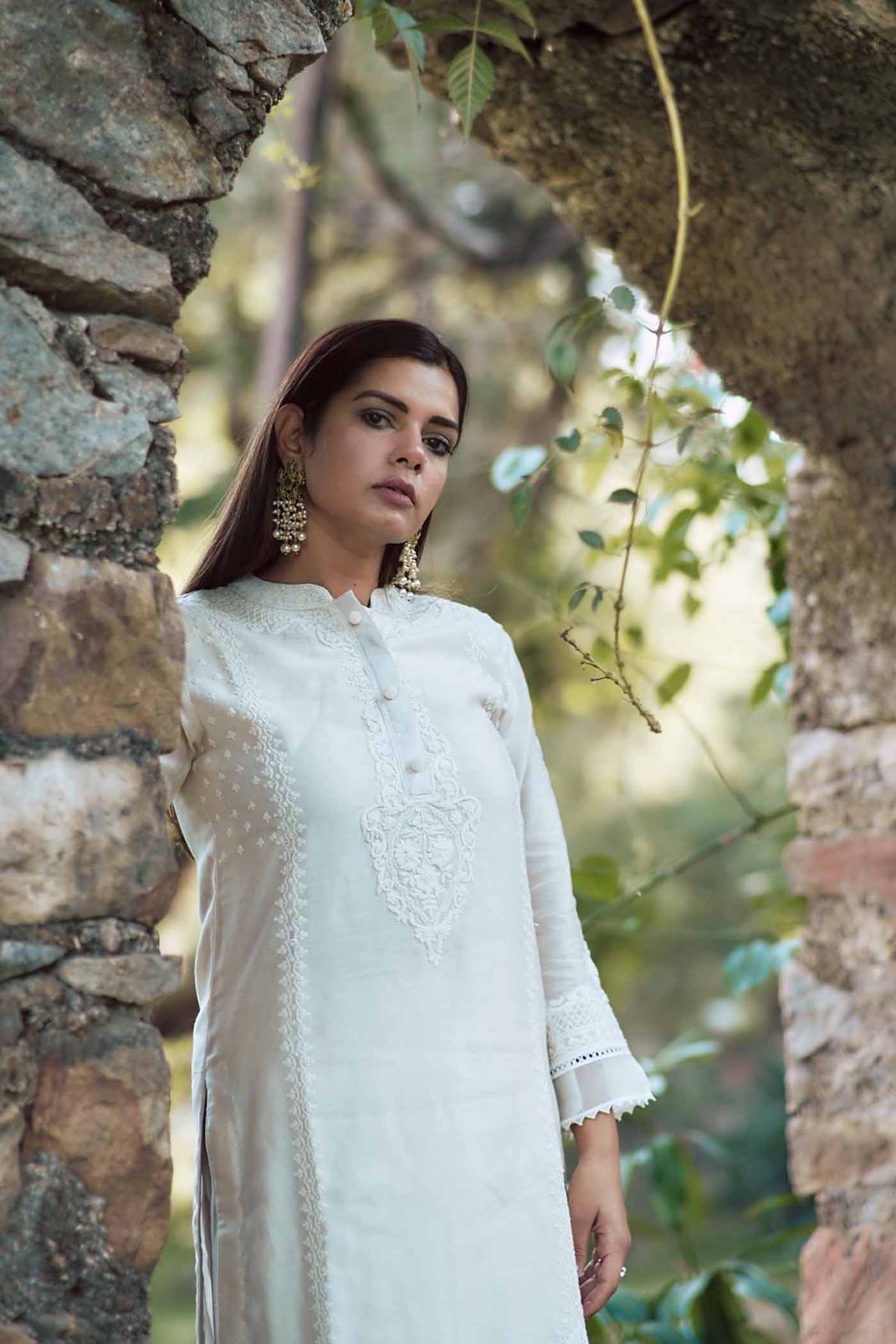 Pallavi Singh In Ayanna - Frosty green short kurta with dhoti