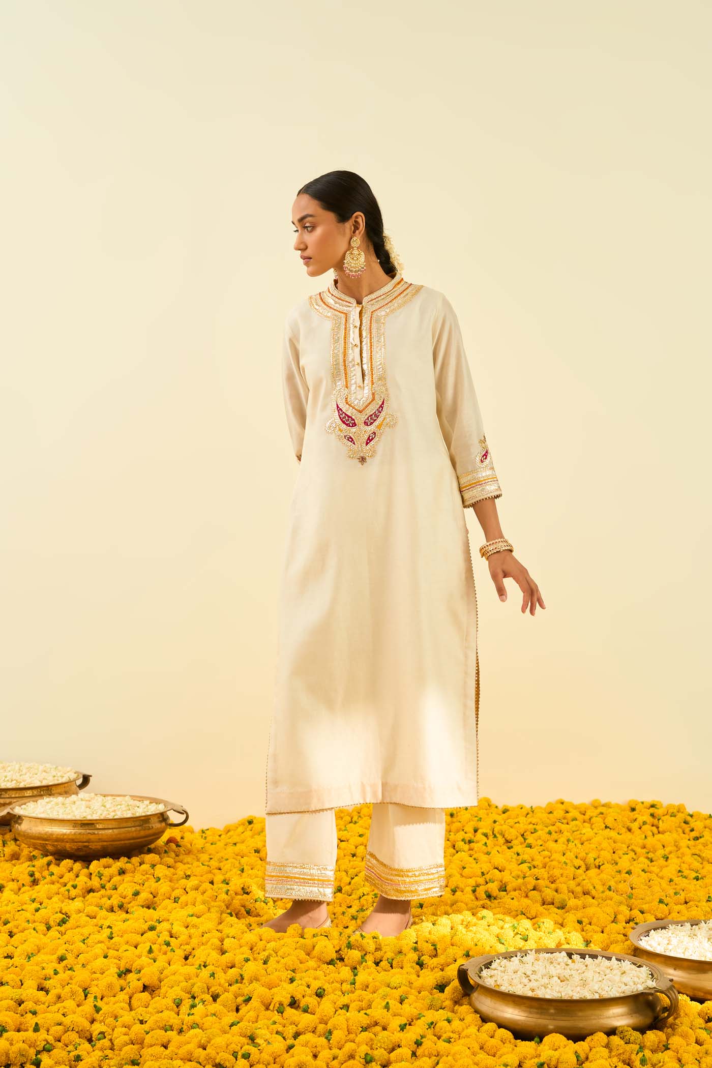 Arisah- Daisy Ivory straight long kurta with palazzo