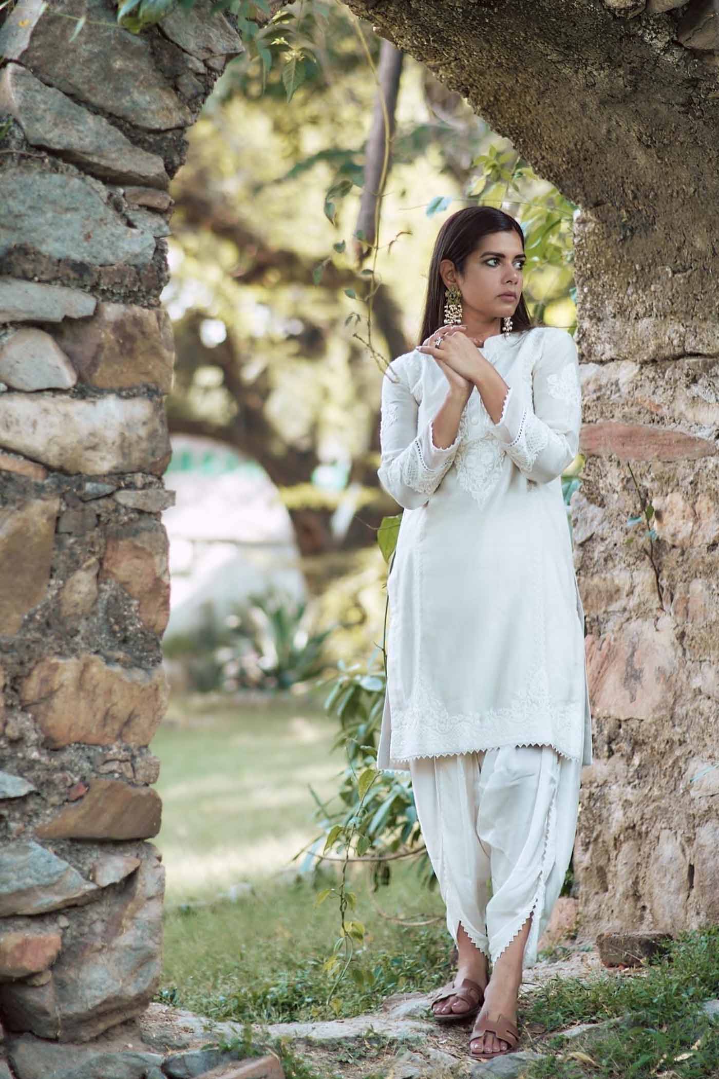 Pallavi Singh In Ayanna - Frosty green short kurta with dhoti