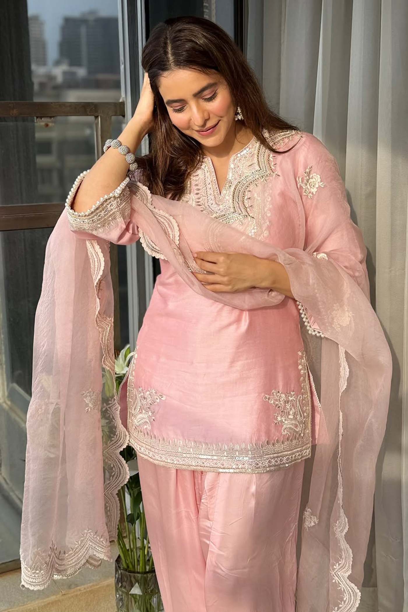 Aamna Sharif in Sara - Short Kurta With Salwar