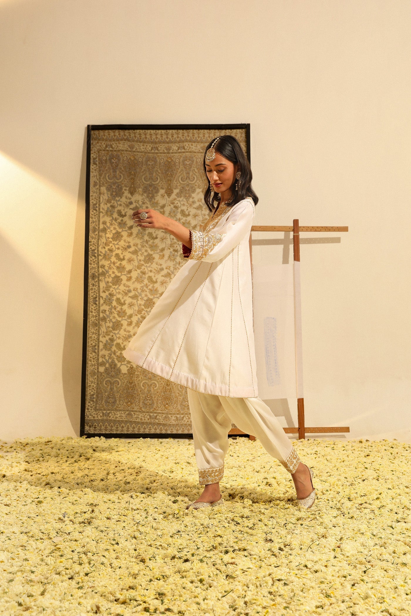 Fayaaz - Daisy Ivory Hand Embroidered Short Choga with Salwar (Lxrts)