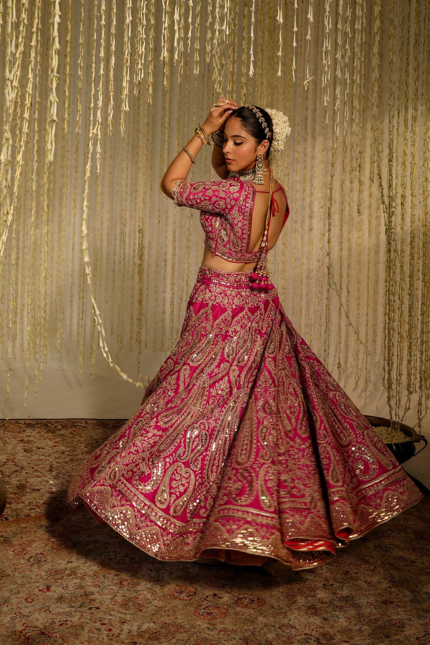 Aashkara Bidani In AMIRAH - Hot Pink