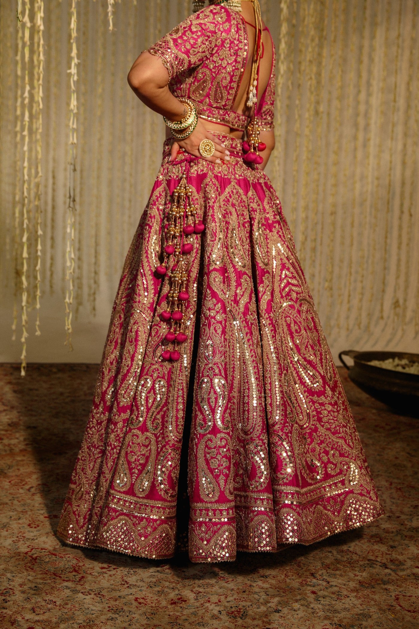 Aashkara Bidani In AMIRAH - Hot Pink