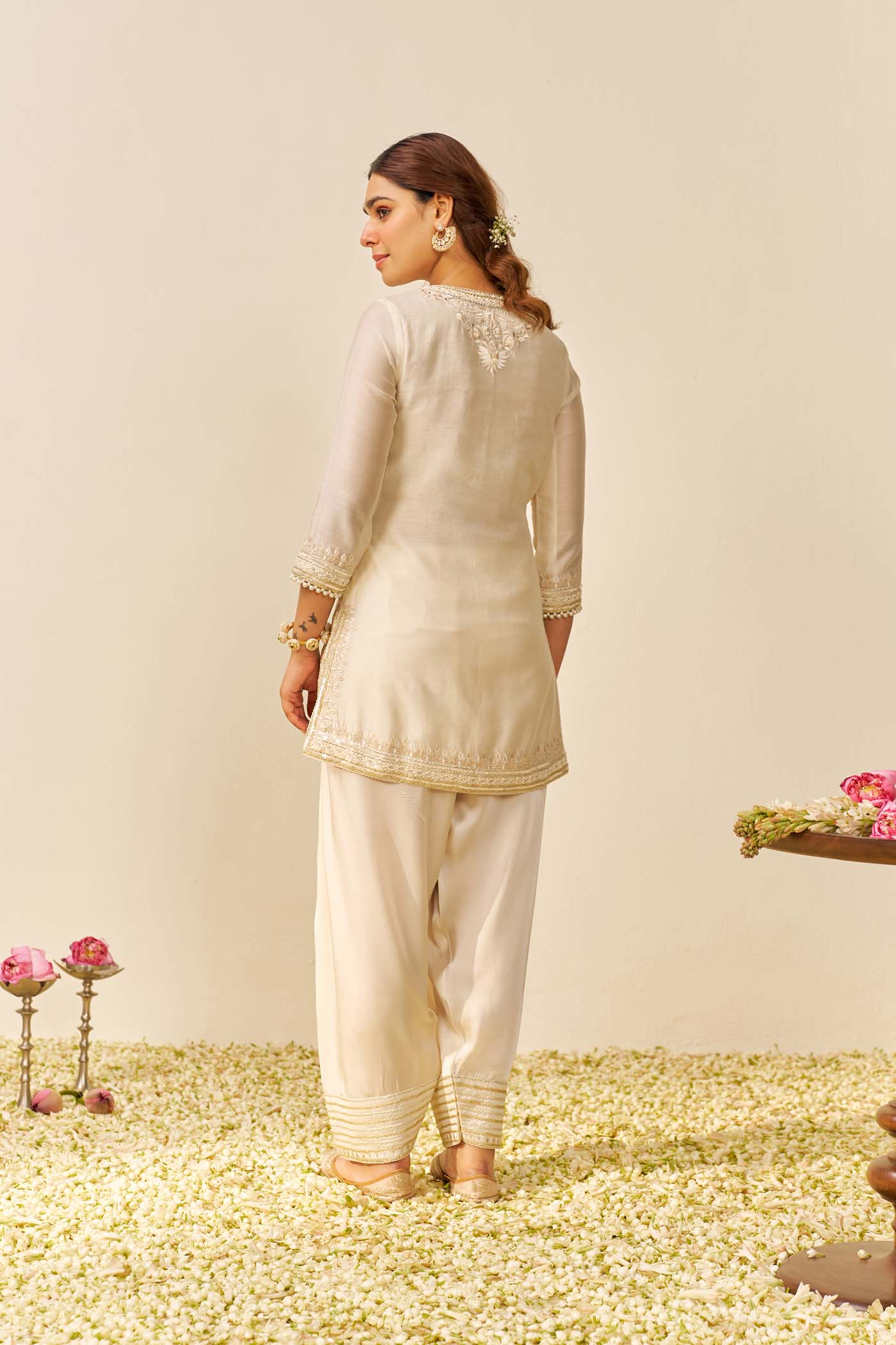 SARA - Daisy Ivory SHORT KURTA WITH SALWAR (LXRTS)