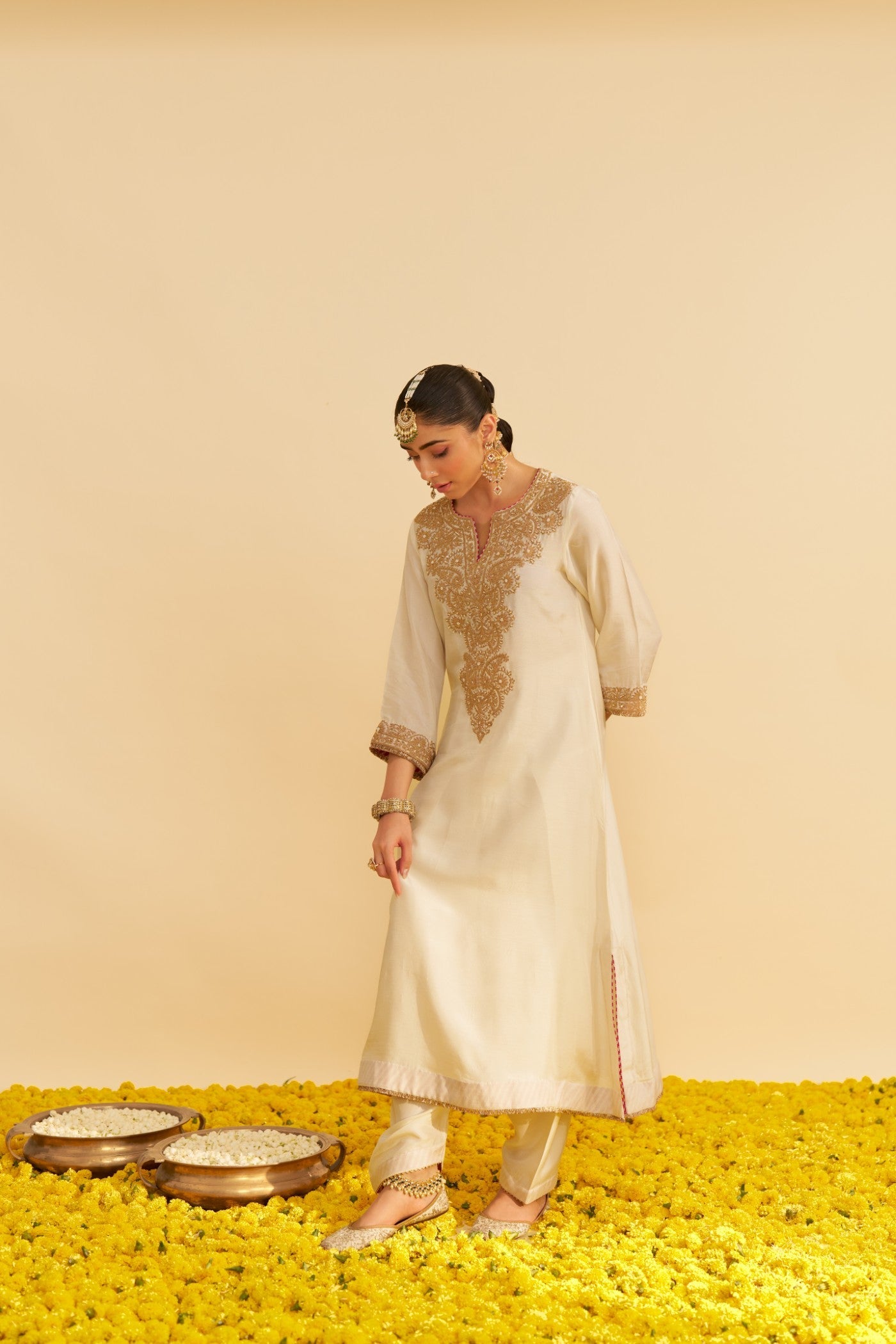 HIBA - DAISY IVORY LONG KAFTAN WITH SALWAR AND DUPATTA (Lxrts)