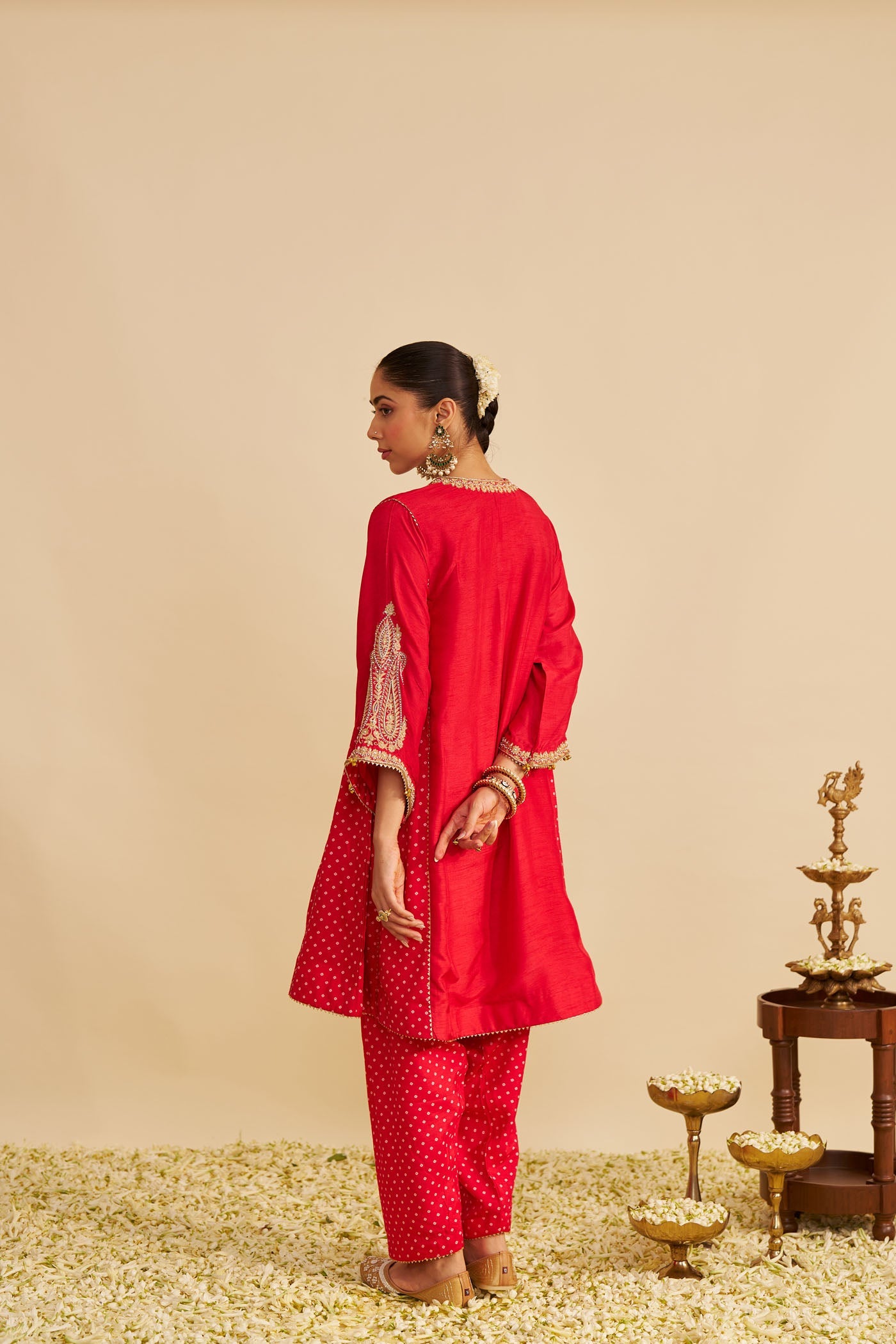 JERIAH - RED SHORT CHAUGA WITH SALWAR (Lxrts)