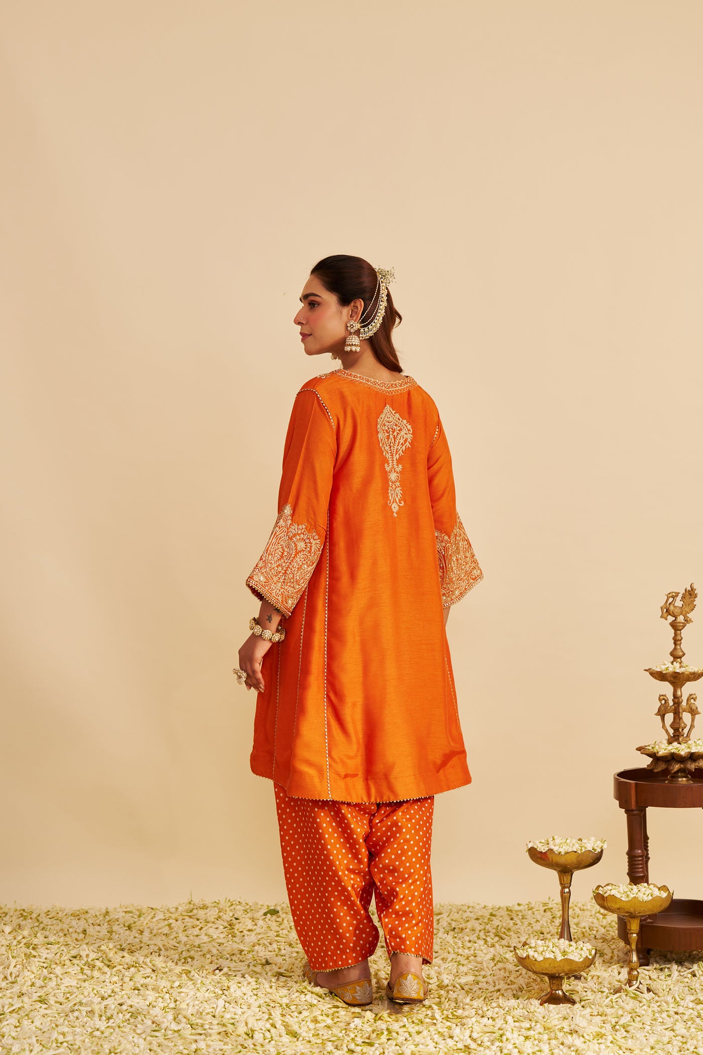 NIYAH - ORANGE SHORT CHAUGA WITH SALWAR