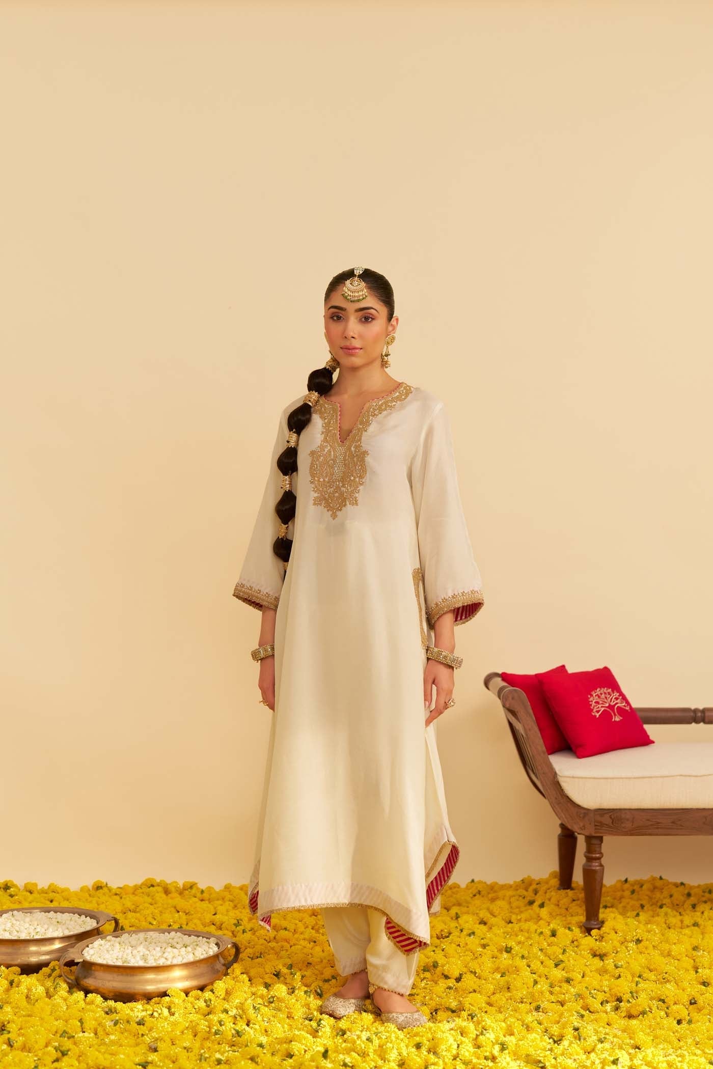 AMAYA - DAISY IVORY LONG KAFTAN WITH SALWAR (Lxrts)