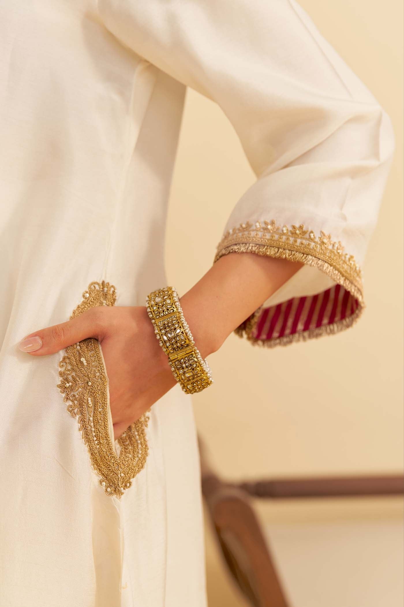 AMAYA - DAISY IVORY LONG KAFTAN WITH SALWAR (Lxrts)