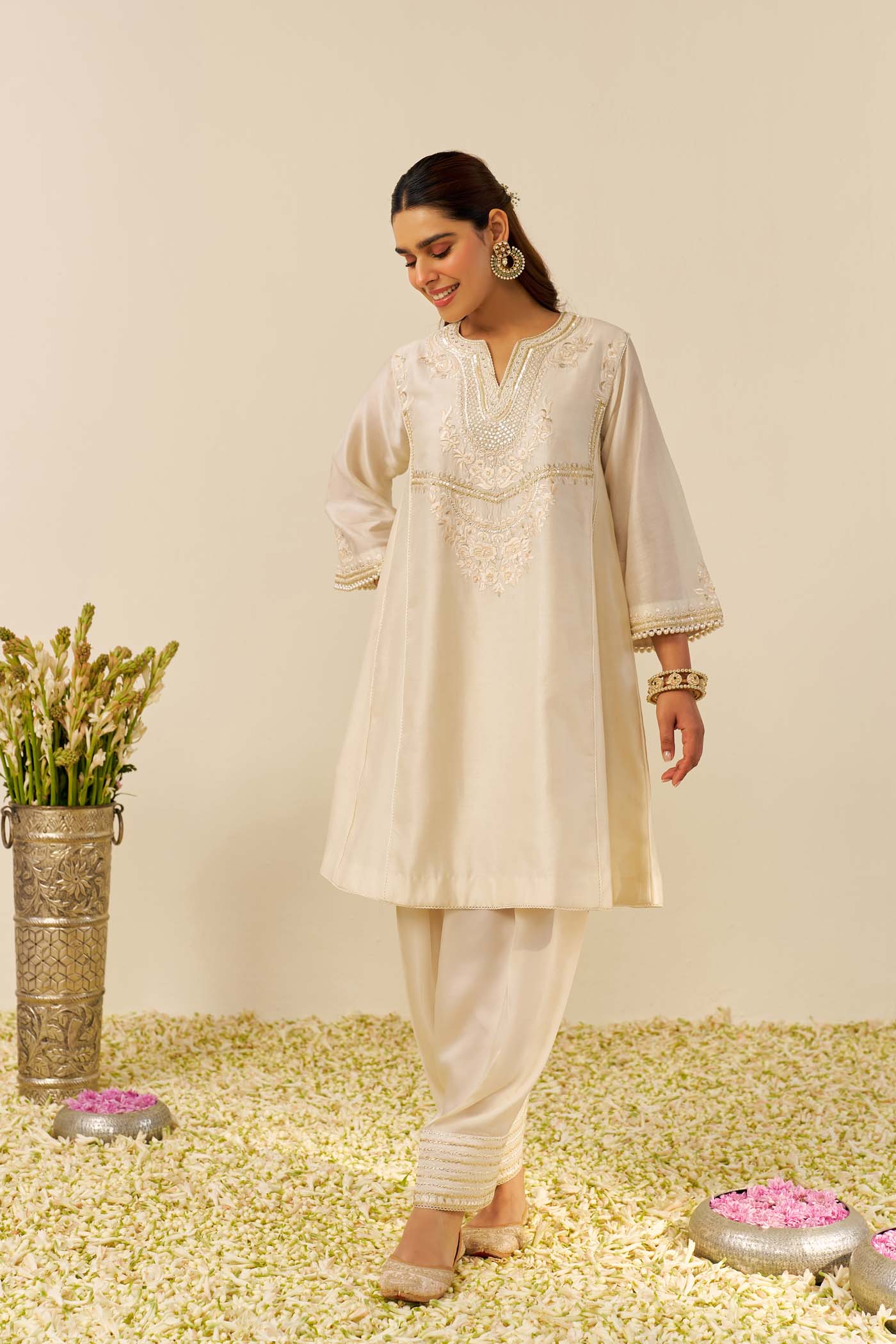 AIZA - SHORT CHAUGA WITH SALWAR