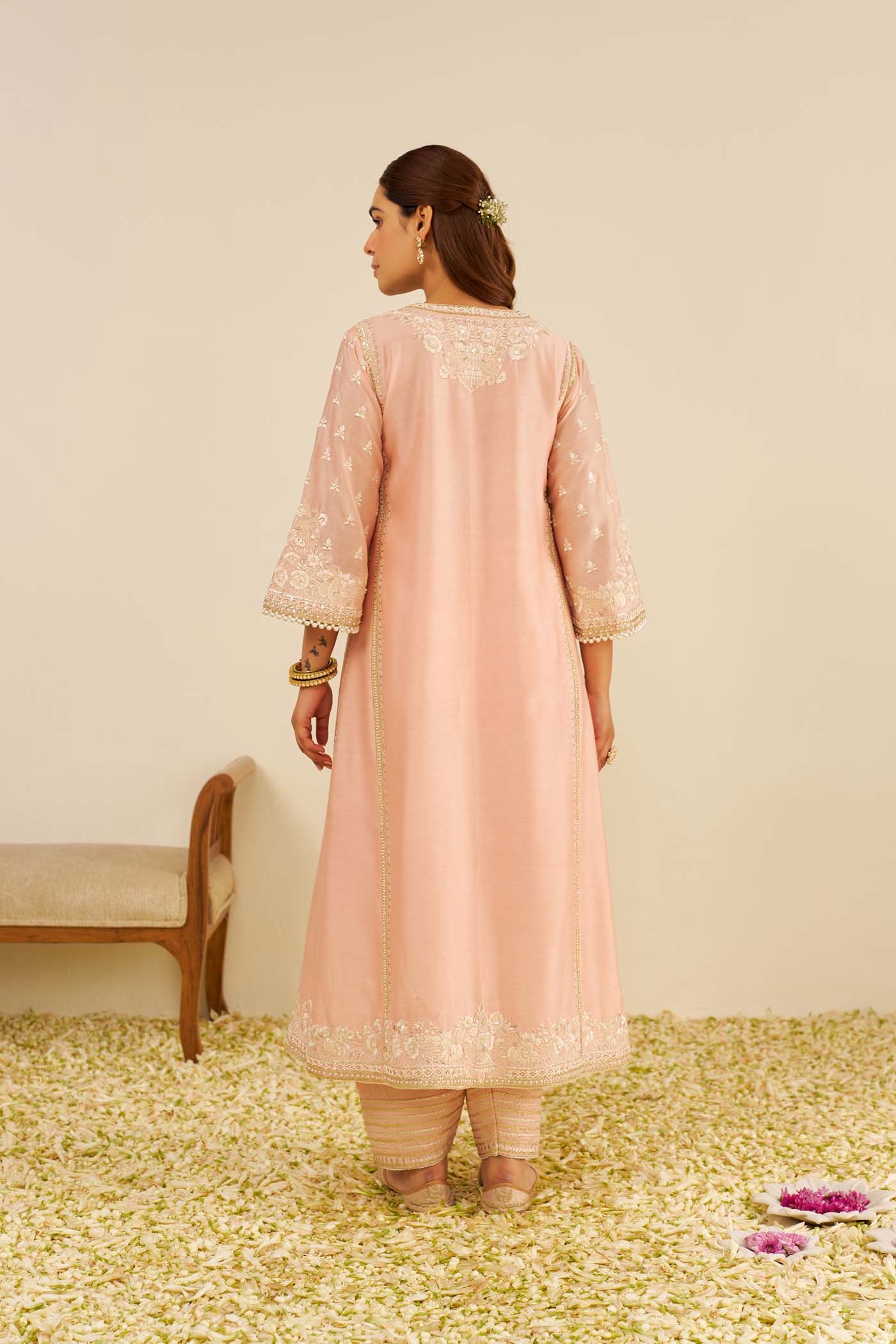 MAAROOFA - LONG CHAUGA WITH SALWAR