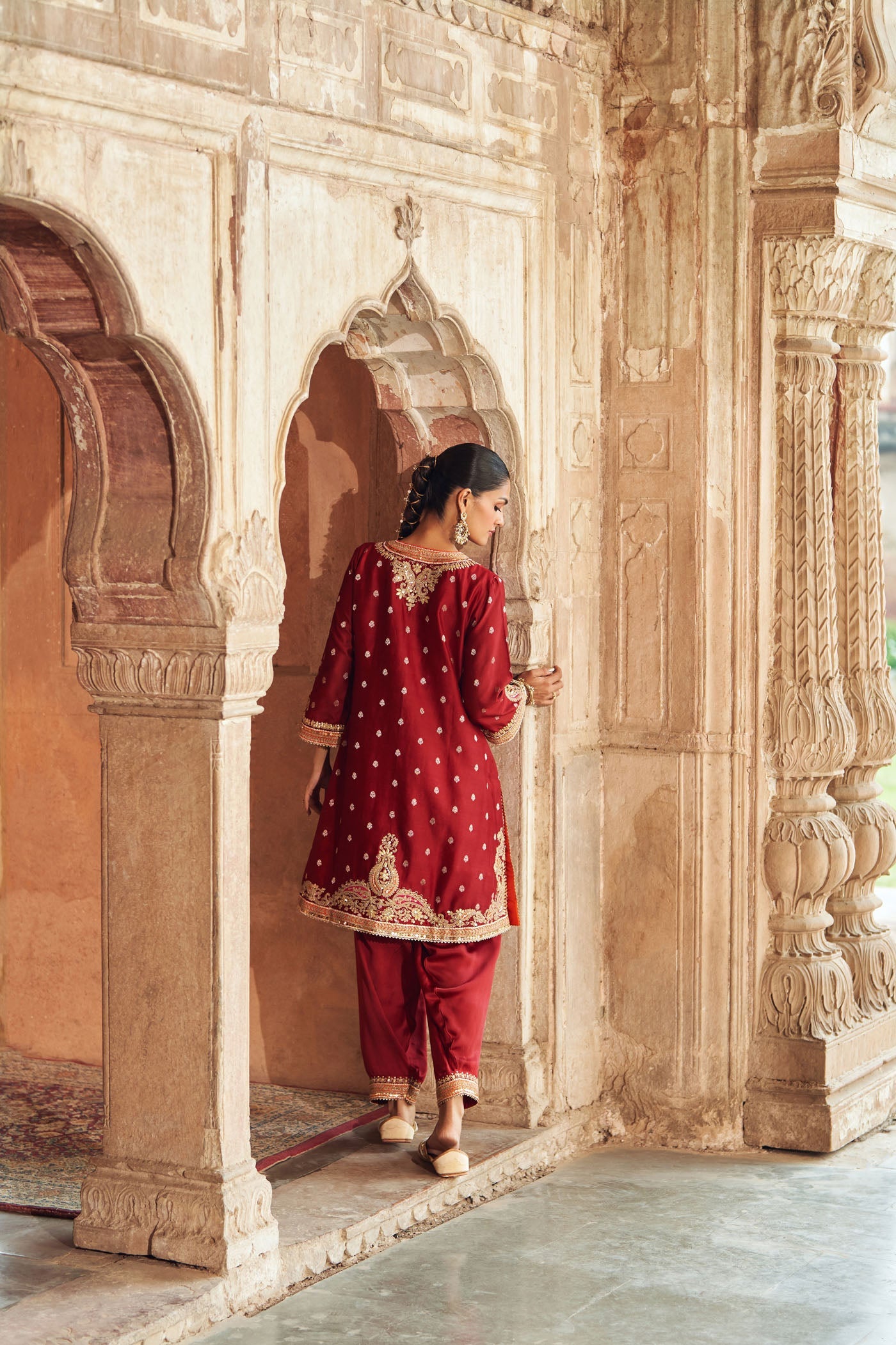 MEHWISH - DEEP RED SHORT KURTA WITH SALWAR AND DUPATTA (Lxrts)