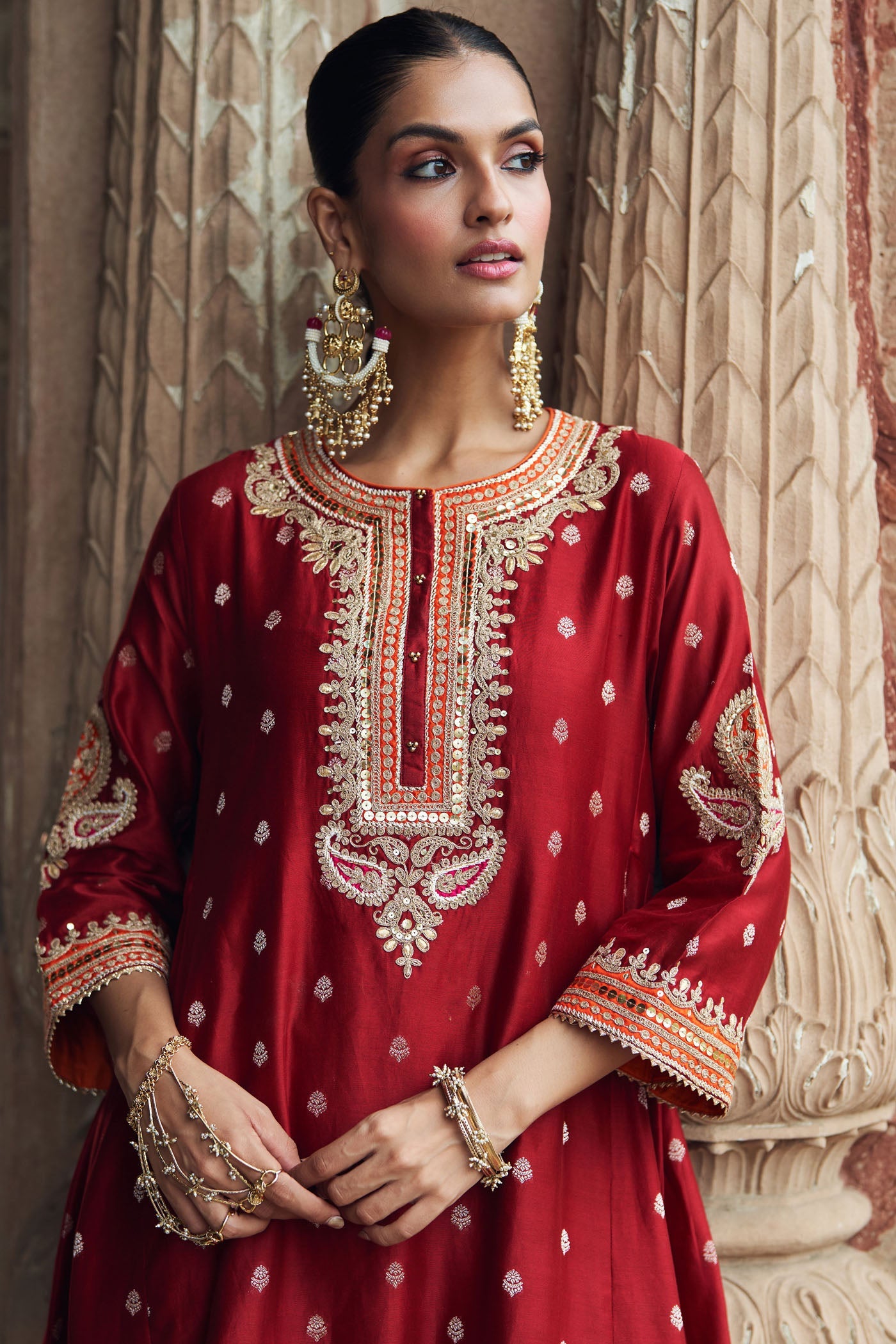 INAAYAT - DEEP RED CHAUGA WITH SALWAR (Lxrts)