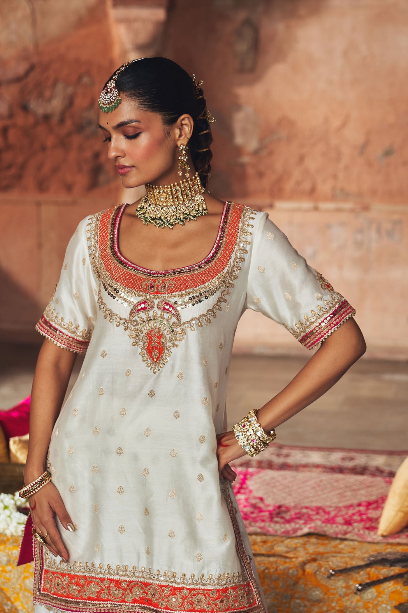 SAMREEN - DAISY IVORY SHORT KURTA WITH SHARARA AND DUPATTA (Lxrts)