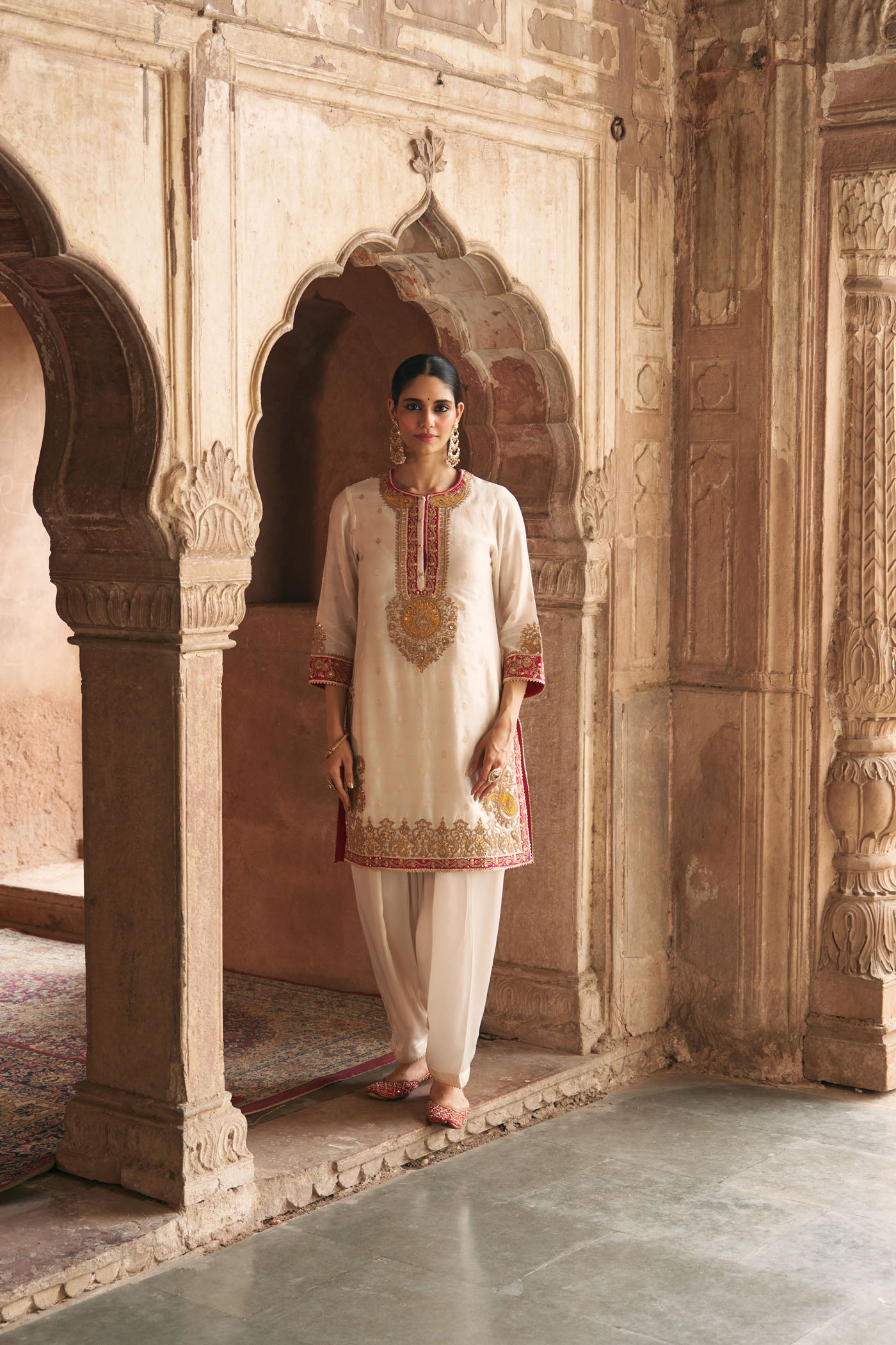 ANILA - DAISY IVORY SHORT KURTA WITH SALWAR