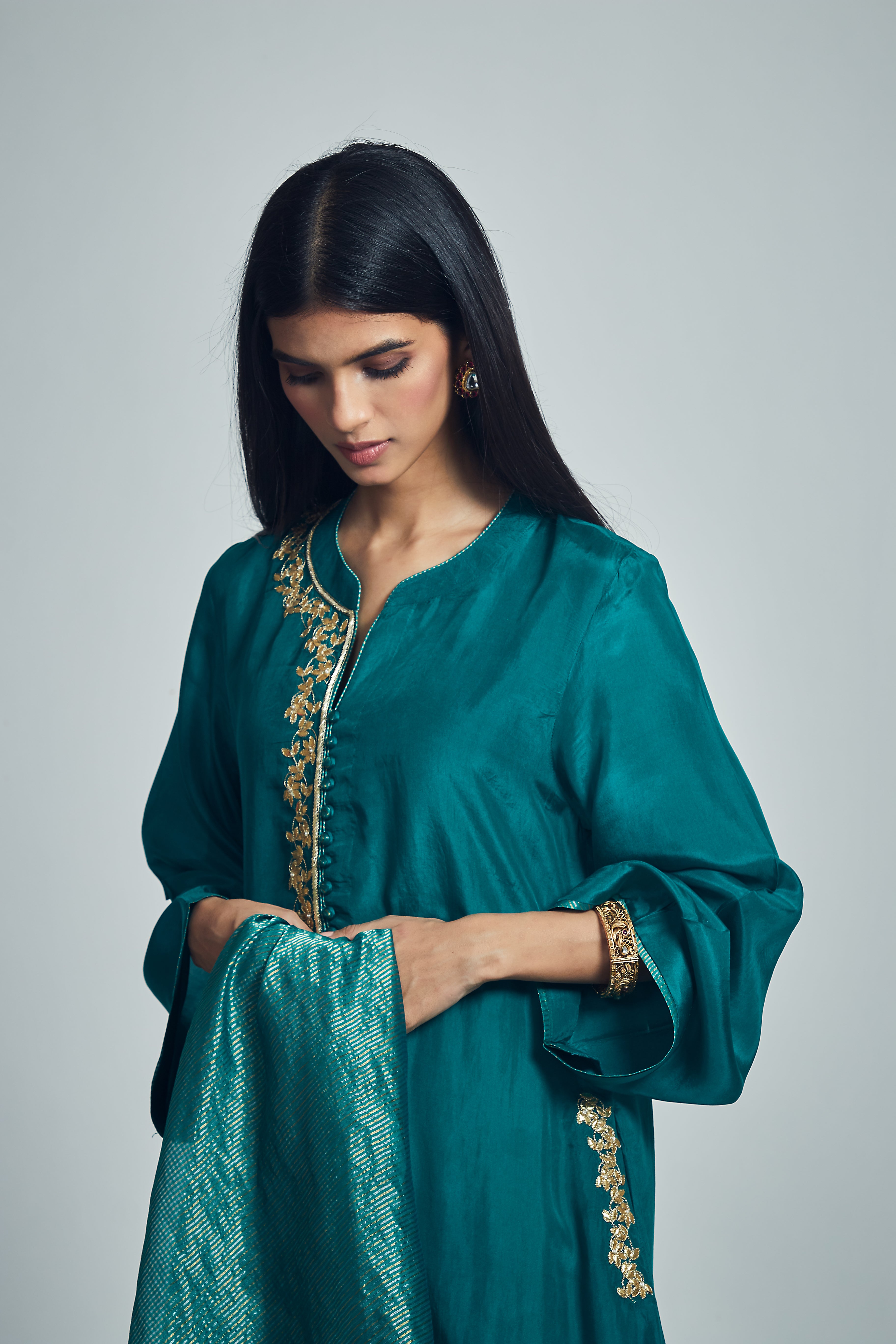Nyasia- Emerald green Habutai silk embroidered chauga