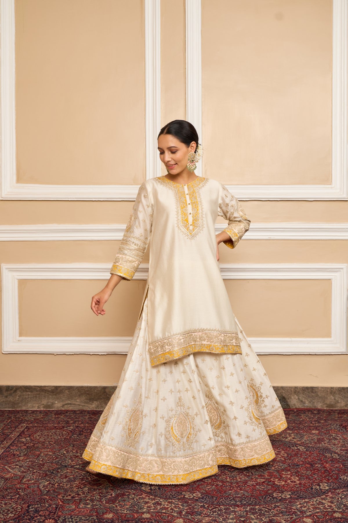 RAINA - DAISY IVORY SHORT KURTA WITH SHARARA AND ODHNI (LXRTS)