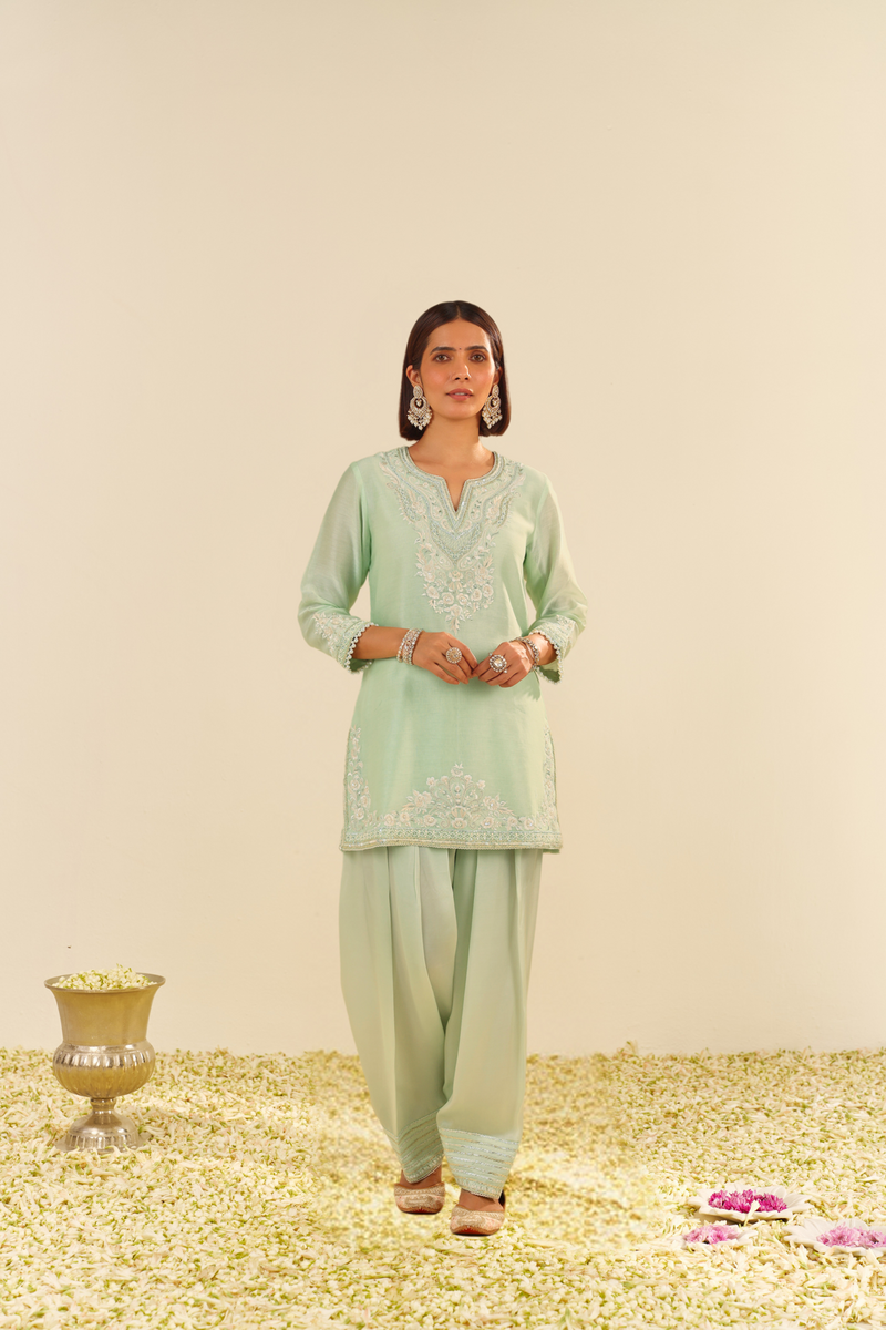 Haniya - Mint Green Short Kurta With Salwar