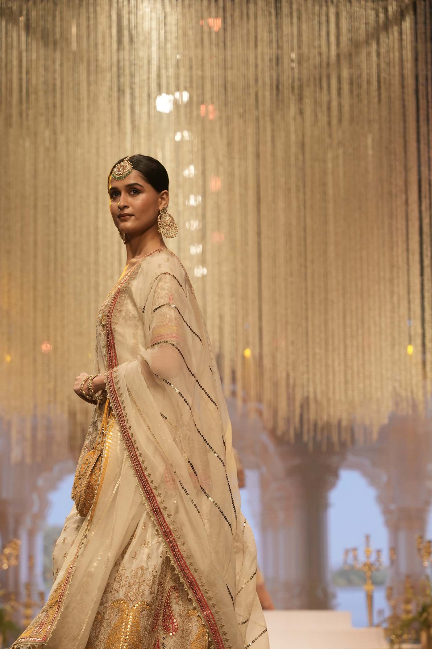 Sadiya - Daisy Ivory Short Kurta with Sharara (Lxrts)