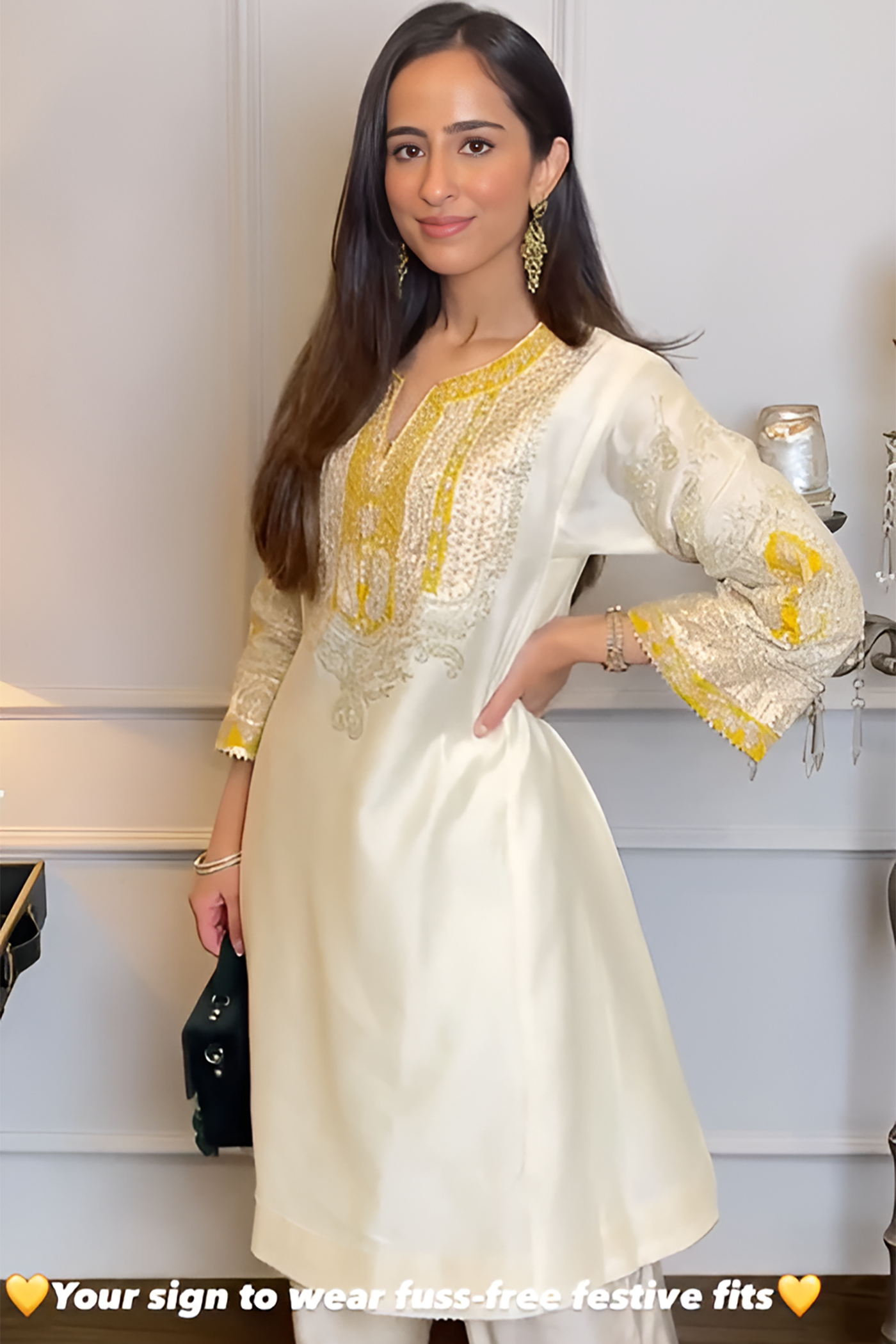 Smridhi Oberoi IN MOHSINA - DAISY IVORY SHORT KALIDAAR CHOGA WITH SALWAR