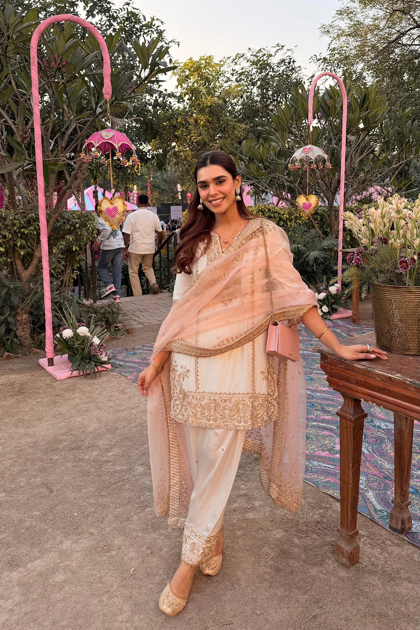 Ishika Bana in Dua Daisy Ivory Dabka Zardozi Embroidered Short Kurta Set