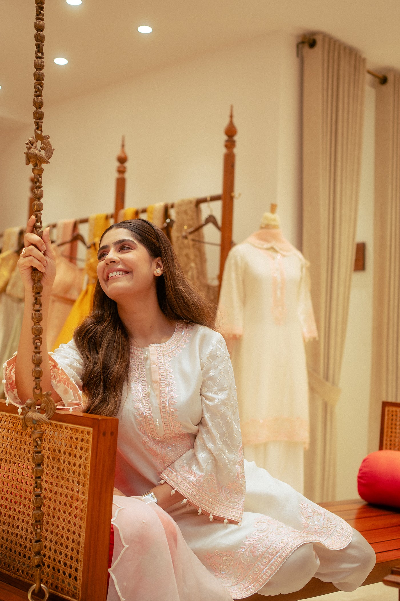 Mehal Kejriwal In RUHI - DAISY IVORY WITH PINK SHORT KURTA AND DHOTI