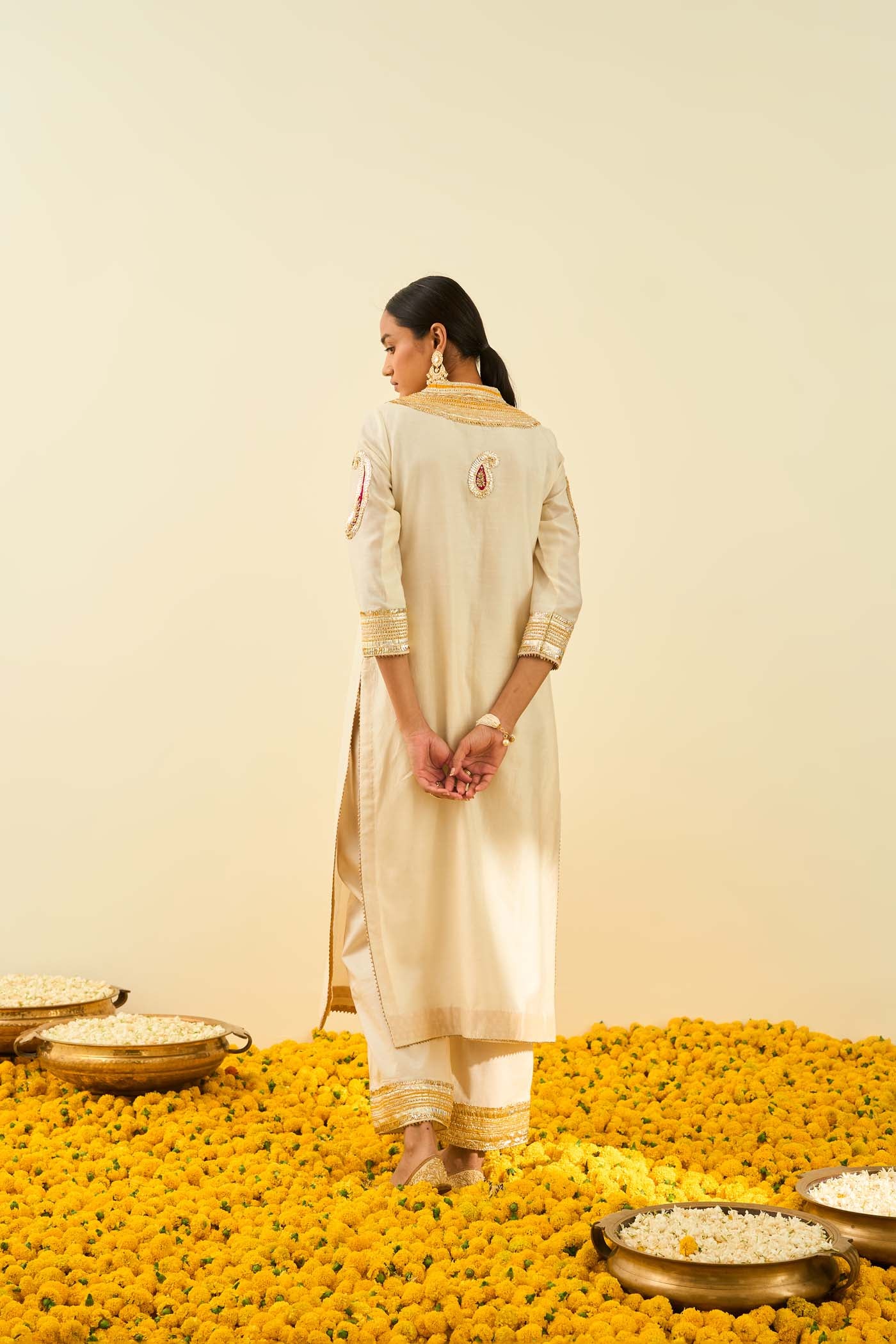 Aliyah- Daisy Ivory straight long kurta with palazzo