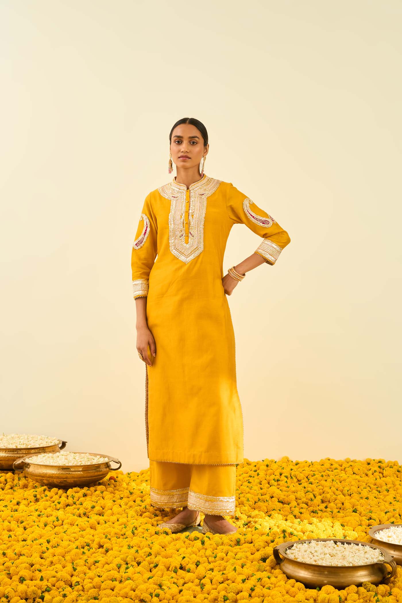 Aliyah- Glaze Mustard straight long kurta with palazzo