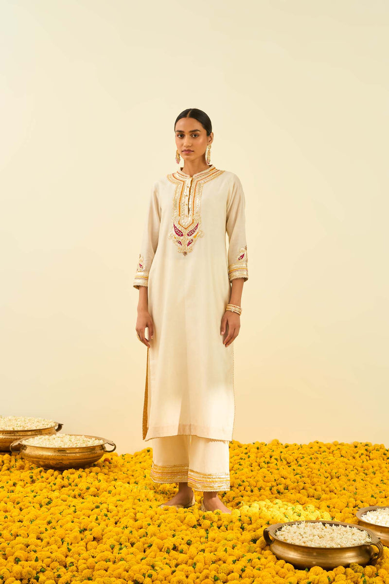Arisah- Daisy Ivory straight long kurta with palazzo