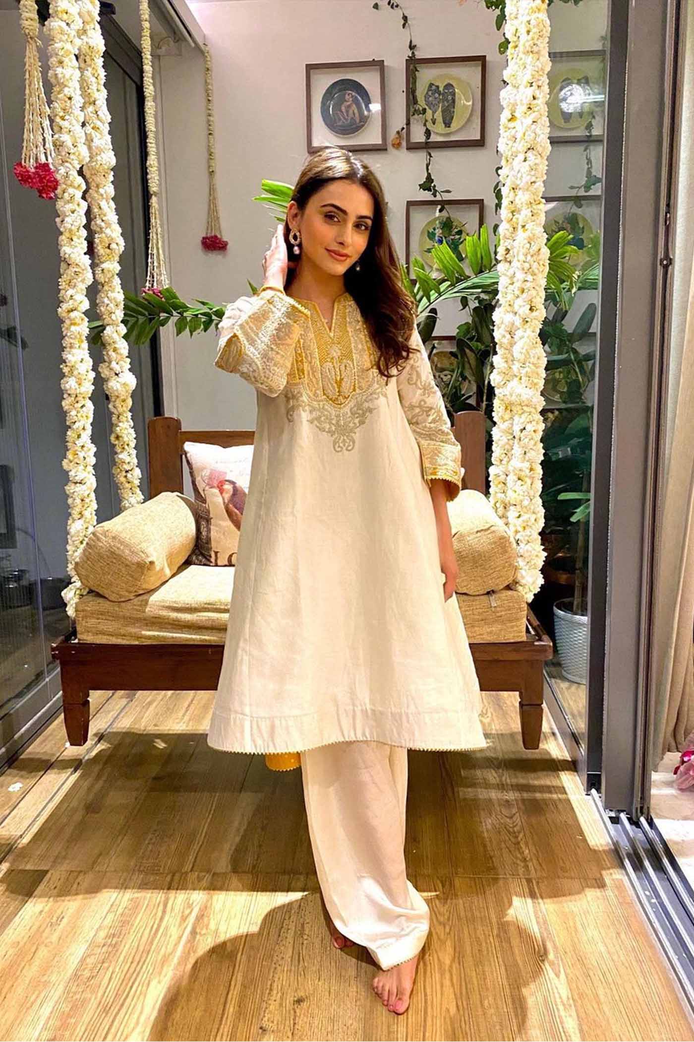 Anna Malhotra IN MOHSINA - DAISY IVORY SHORT KALIDAAR CHOGA WITH SALWAR