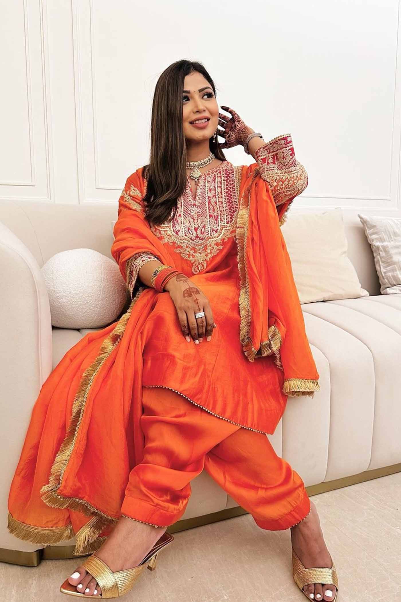 Srishti Wadhwa IN MEHRISH - ORANGE SHORT KALIDAAR CHOGA WITH SALWAR