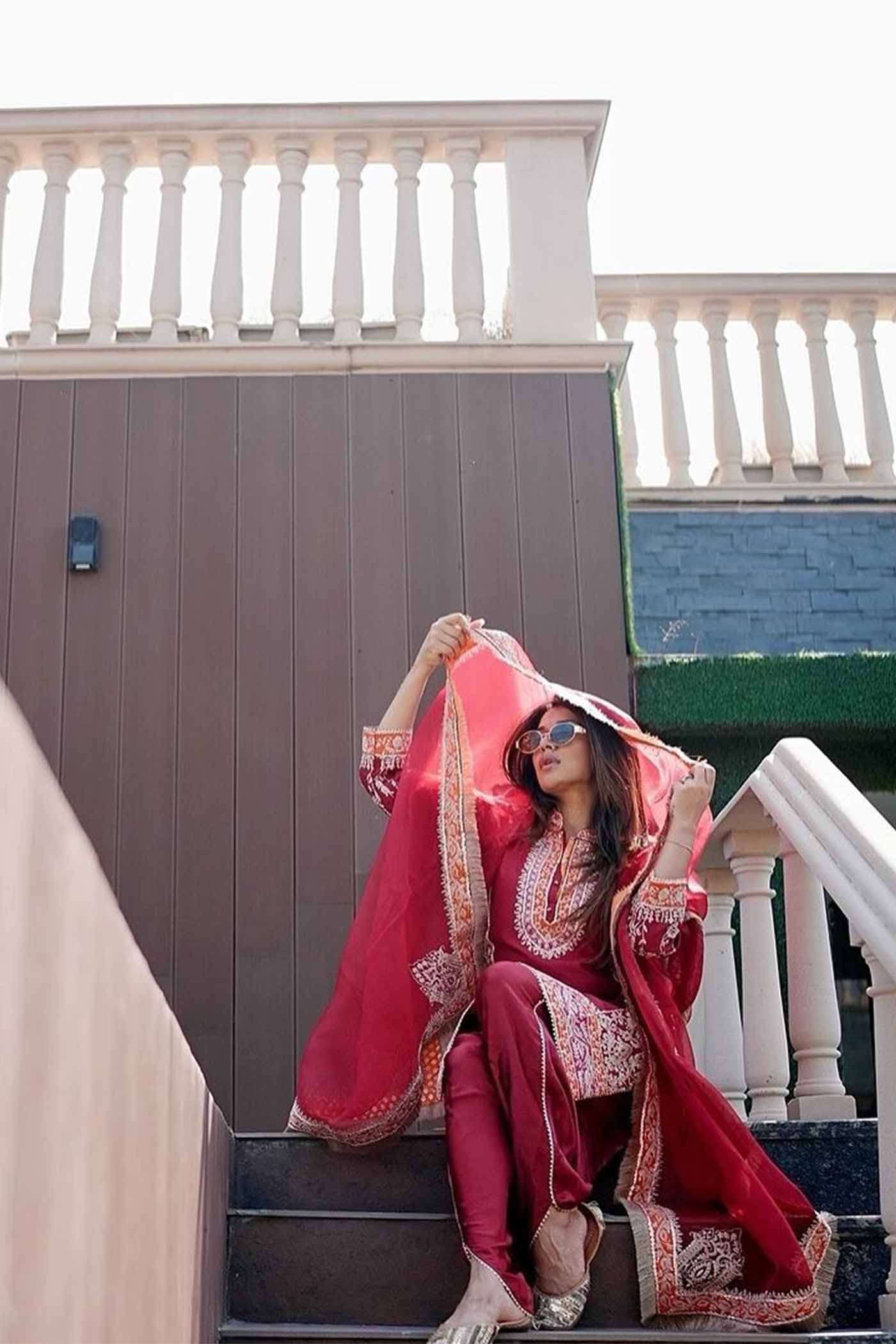 MEHNOOR - DEEP RED KURTA WITH DHOTI (LXRTS)