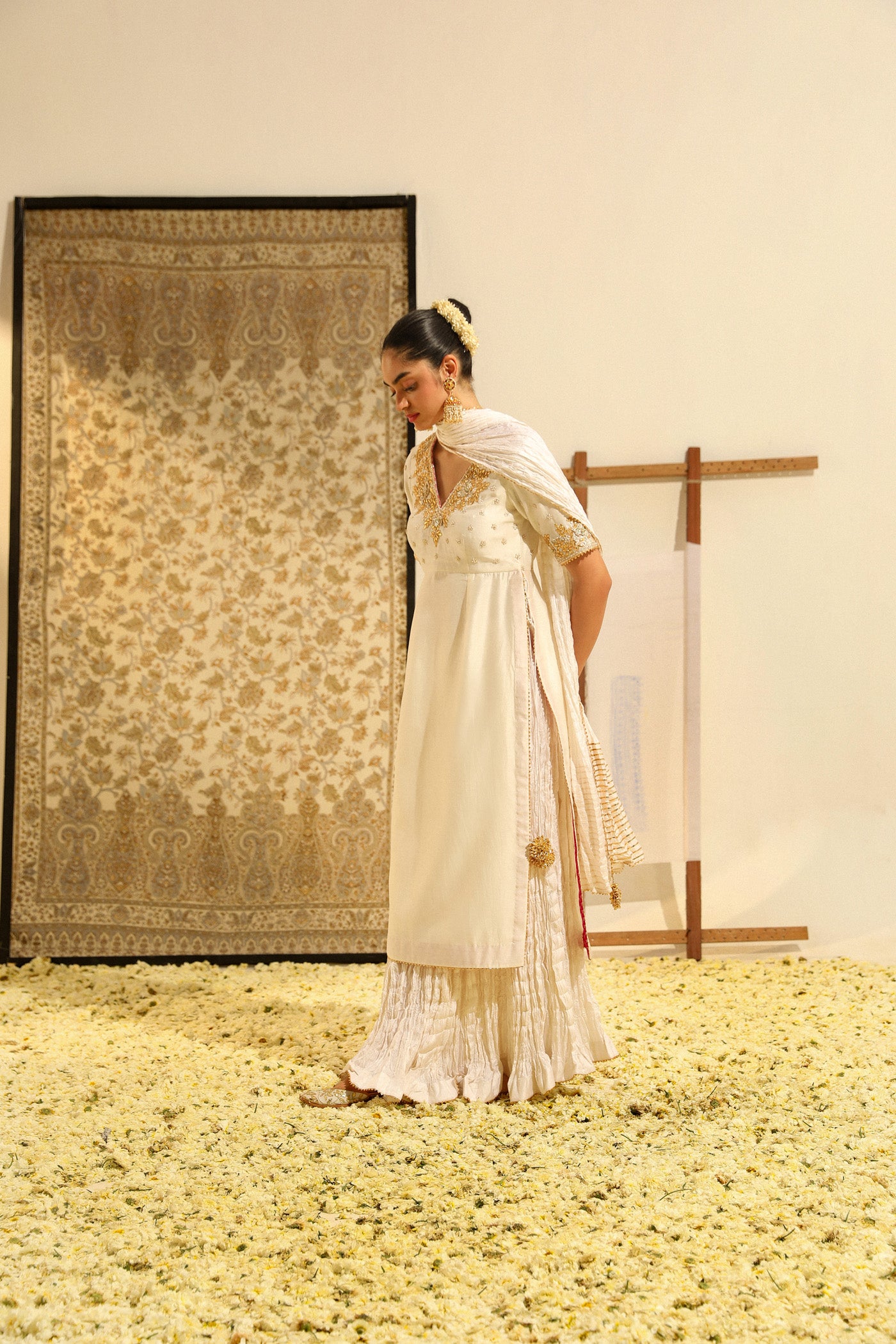 Shahnawaz - Daisy Ivory Hand Embroidered Long kurta with crushed silk skirt and dupatta