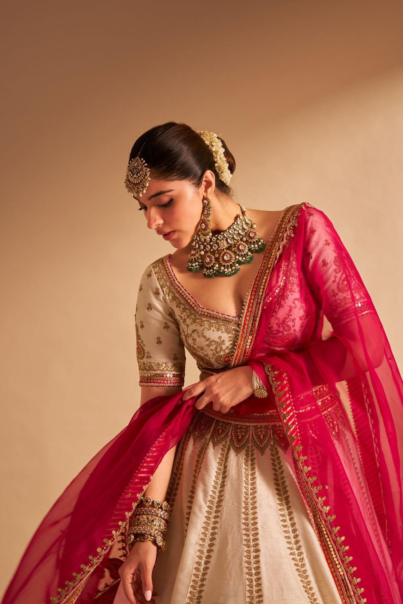 AMARA - Daisy Ivory LEHENGA (Lxrts)