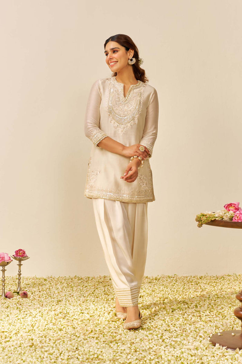 SARA - Daisy Ivory SHORT KURTA WITH  SALWAR