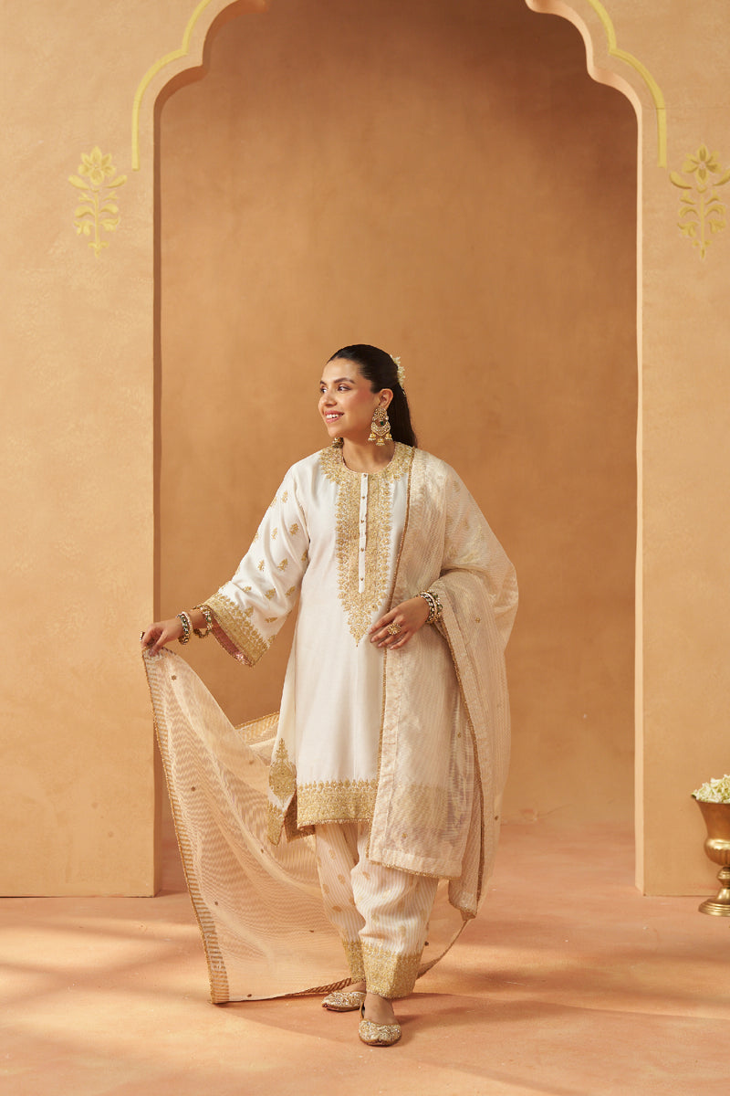 Zeenal Daisy Ivory A-Line Kaaftan with Salwar