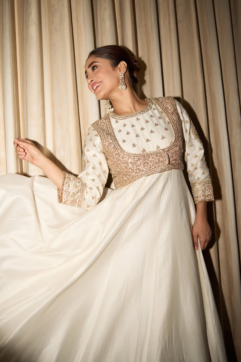 Shivangi Joshi In Noor - Dabka Zardozi Embroidered Chanderi Silk Daisy Ivory Anarkali Set