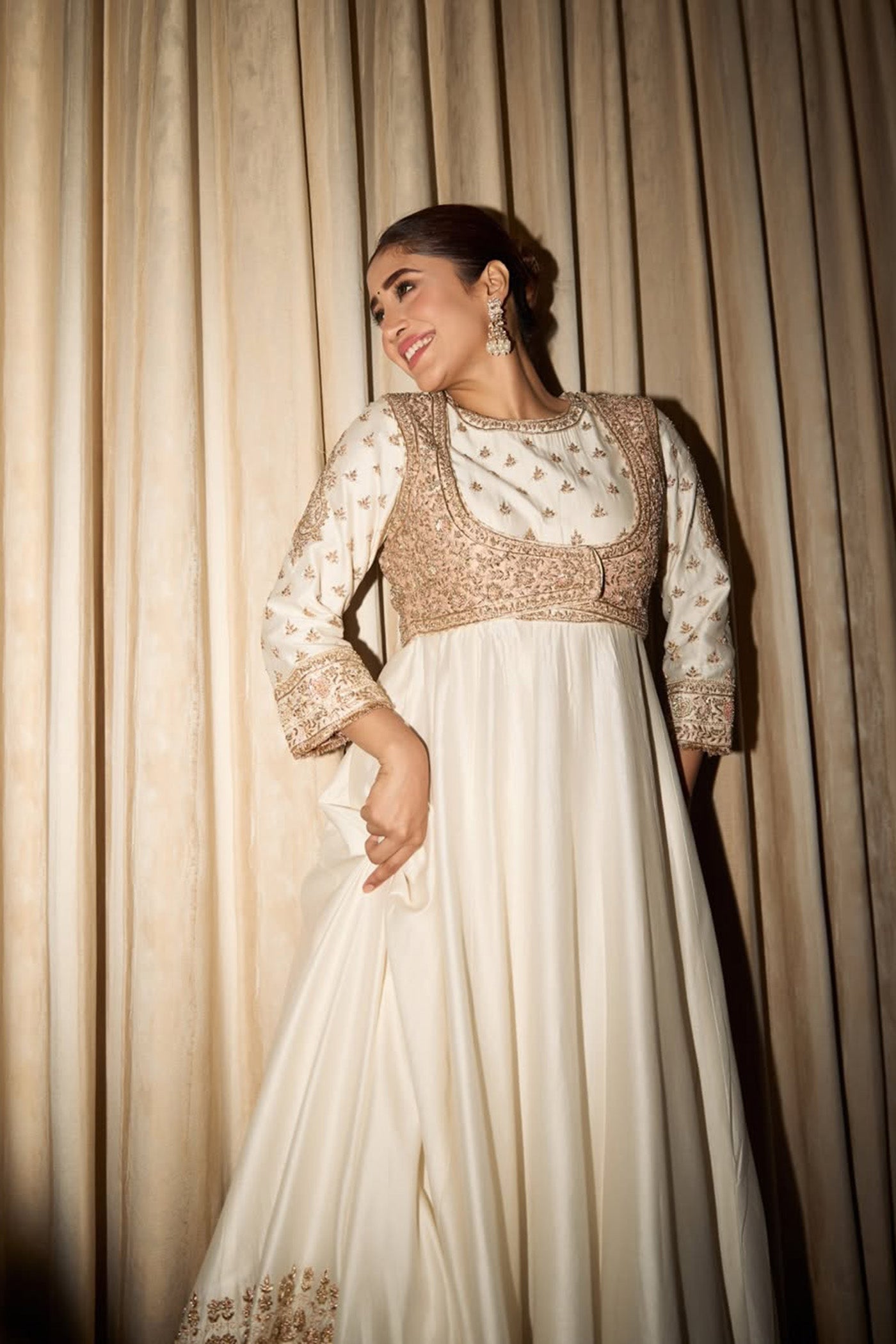 Shivangi Joshi In Noor - Dabka Zardozi Embroidered Chanderi Silk Daisy Ivory Anarkali Set