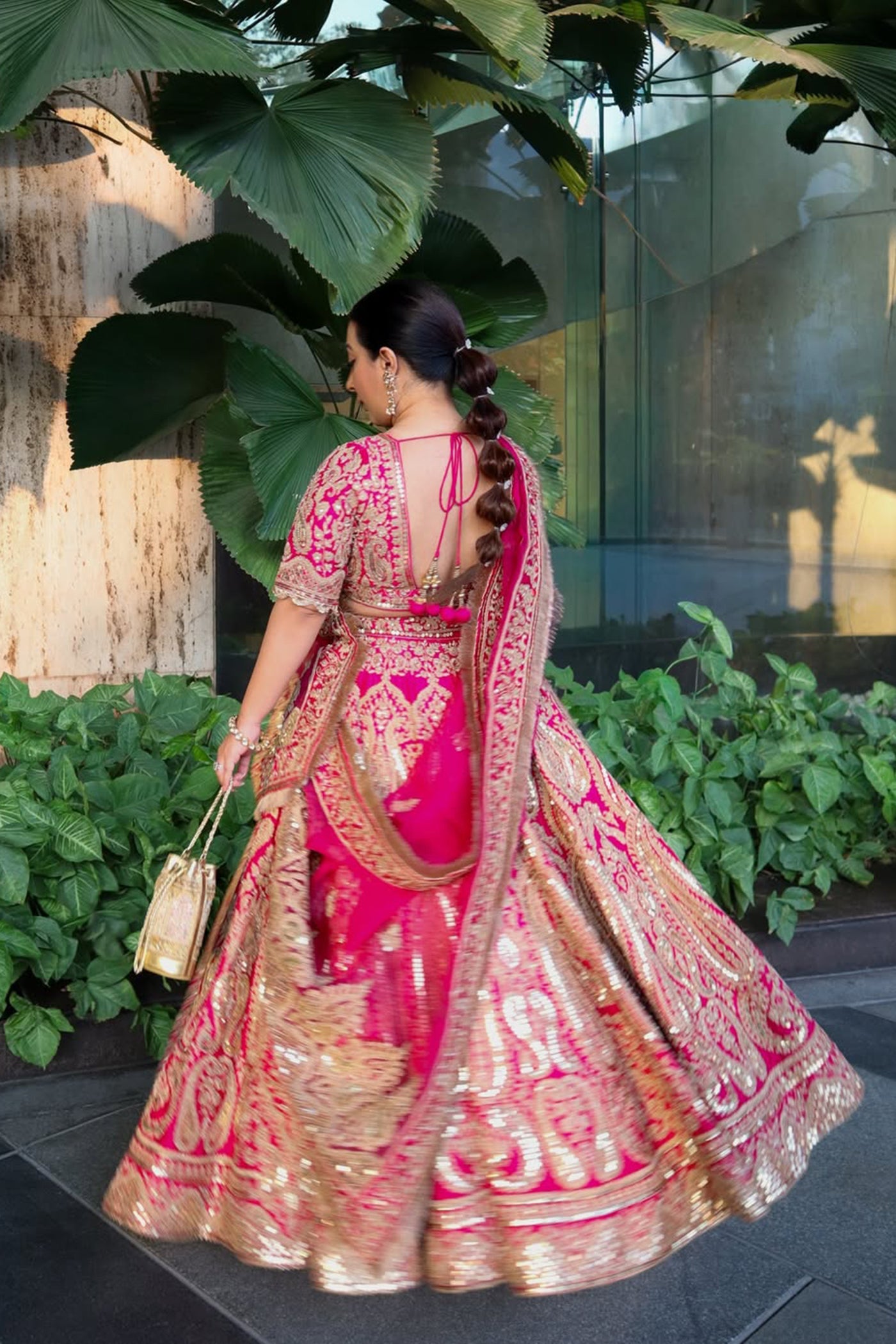 Aashkara Bidani In AMIRAH - Hot Pink