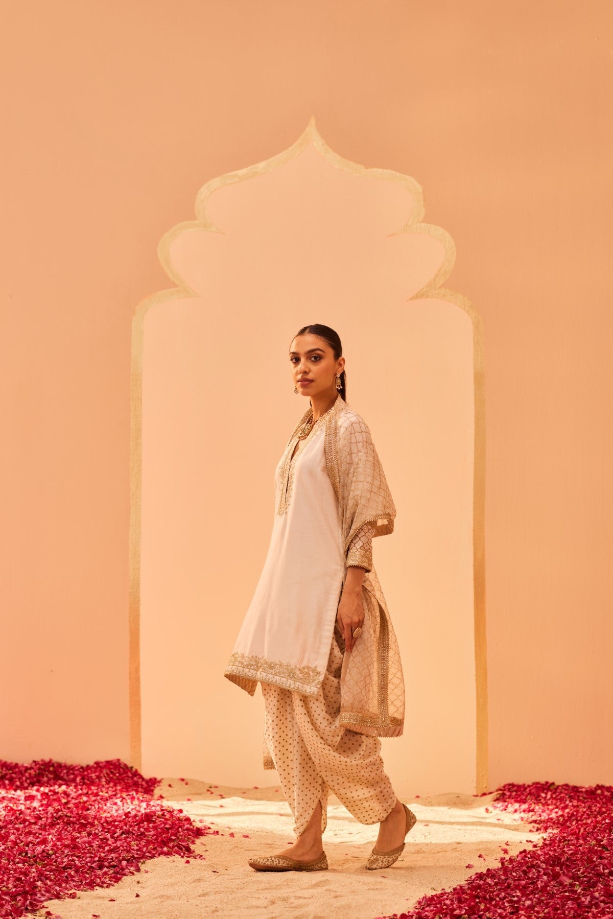 Faheeda - Daisy Ivory Kurta Set (LXRTS)