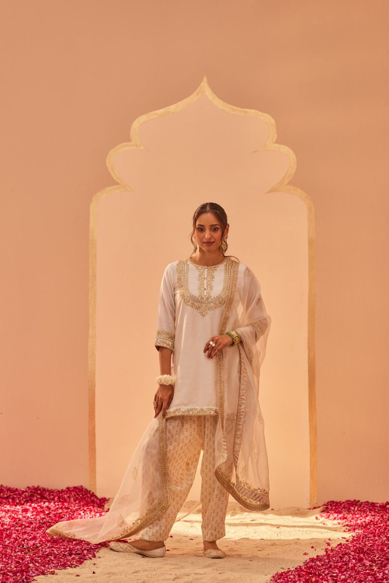 Nafisah- Daisy Ivory Kurta Set (LXRTS)
