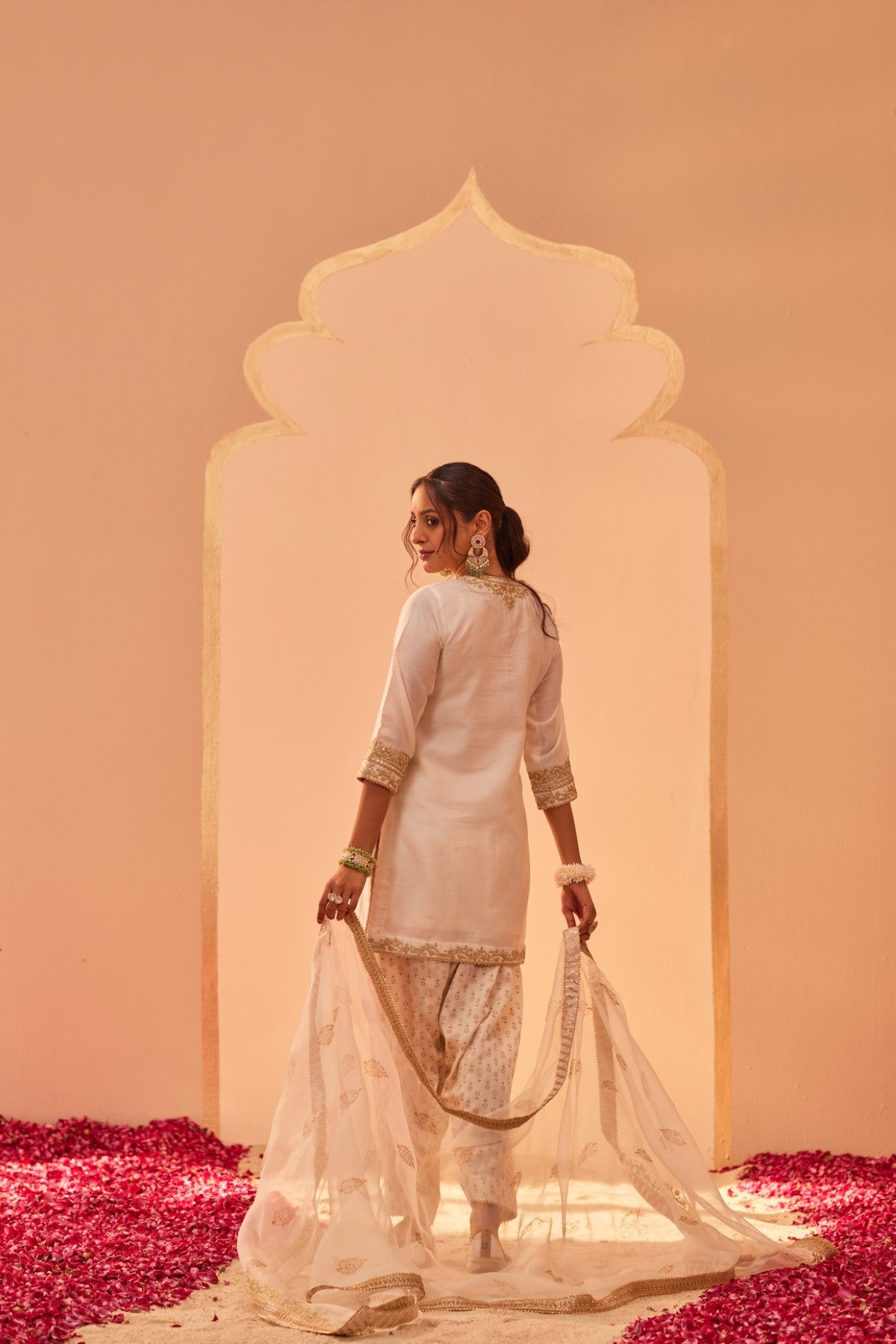 Nafisah- Daisy Ivory Kurta Set (LXRTS)