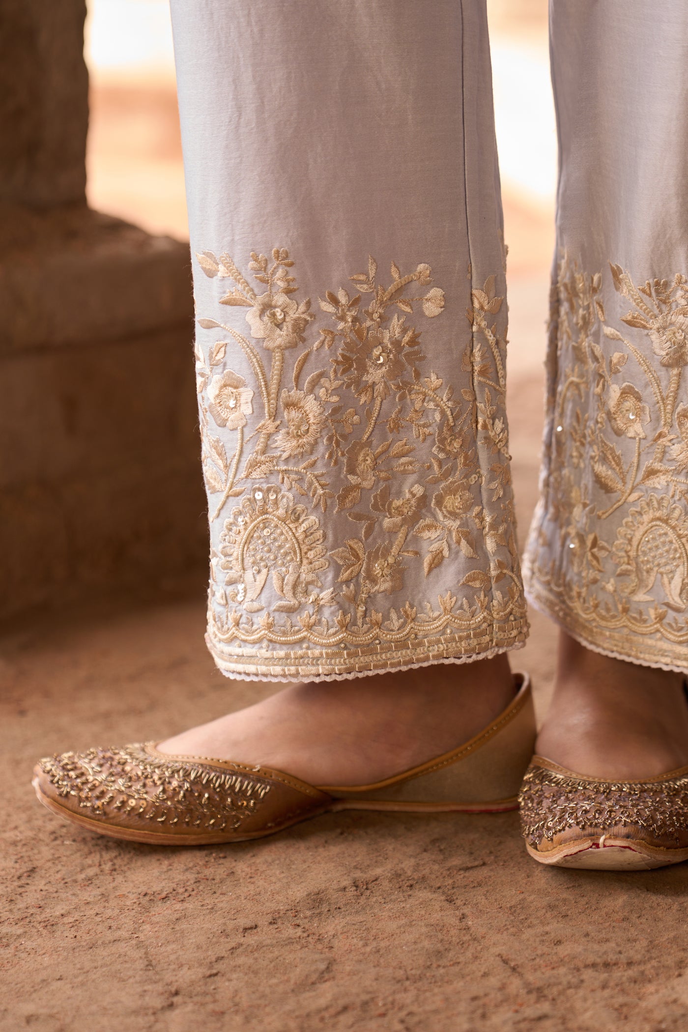 SABOOR - BLUE SHORT A-LINE KURTA WITH STRAIGHT PANTS AND DUPATTA