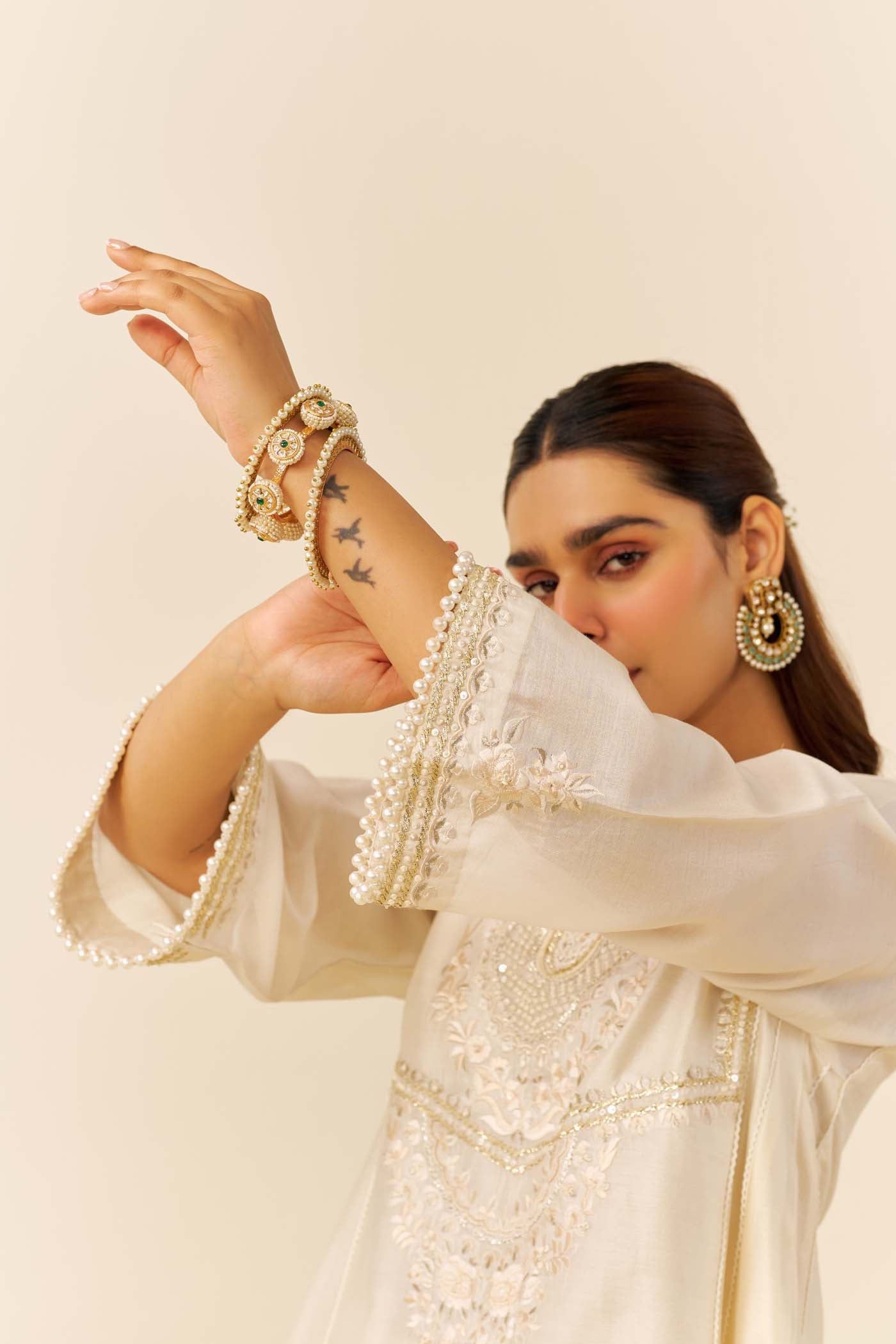 AIZA - Daisy Ivory SHORT CHAUGA WITH SALWAR (LXRTS)