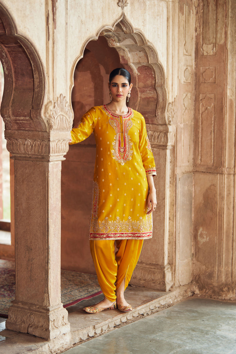 FAHMIDA - Heirloom Mustard SHORT KURTA WITH TULIP PANT
