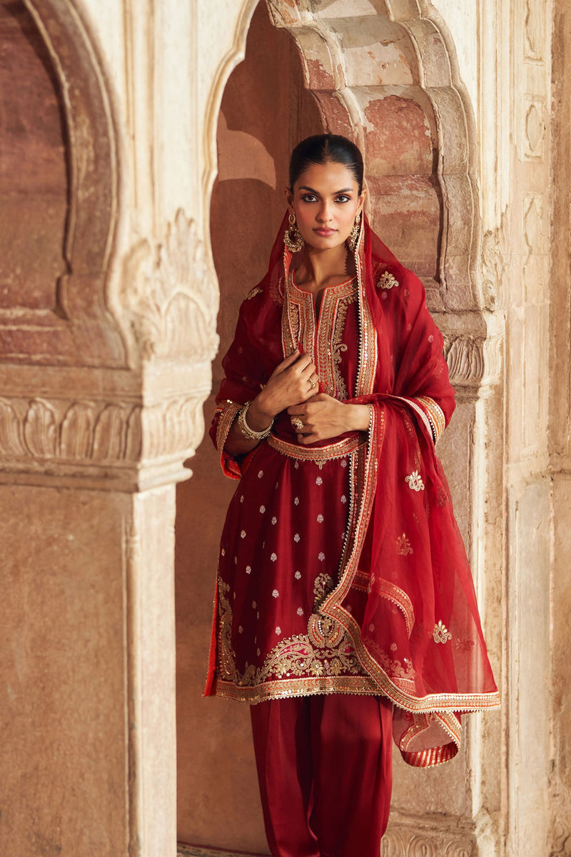 MEHWISH - DEEP RED SHORT KURTA WITH SALWAR AND DUPATTA (Lxrts)