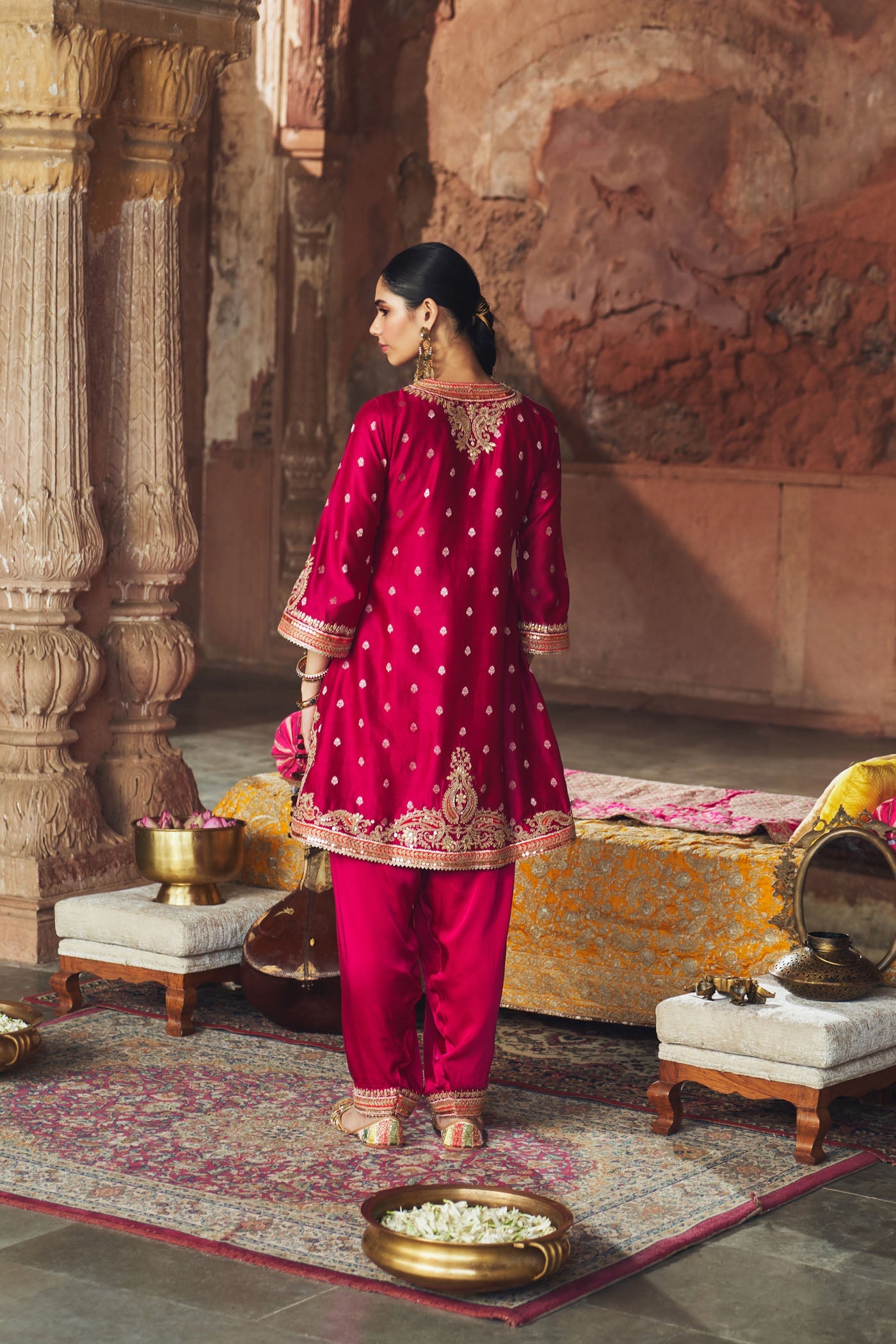 MEHWISH - HOTPINK SHORT KURTA WITH SALWAR AND DUPATTA (Lxrts)